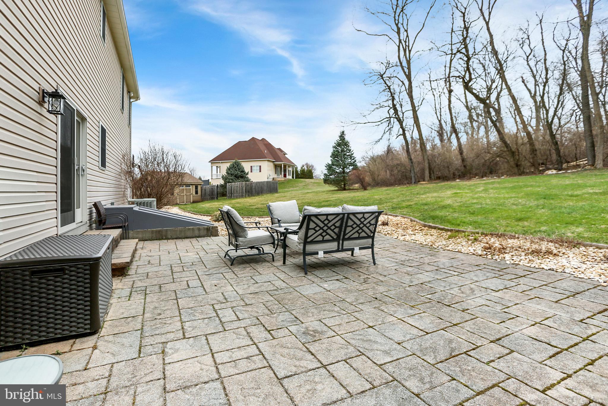 JEFFERSON COURT - Residential