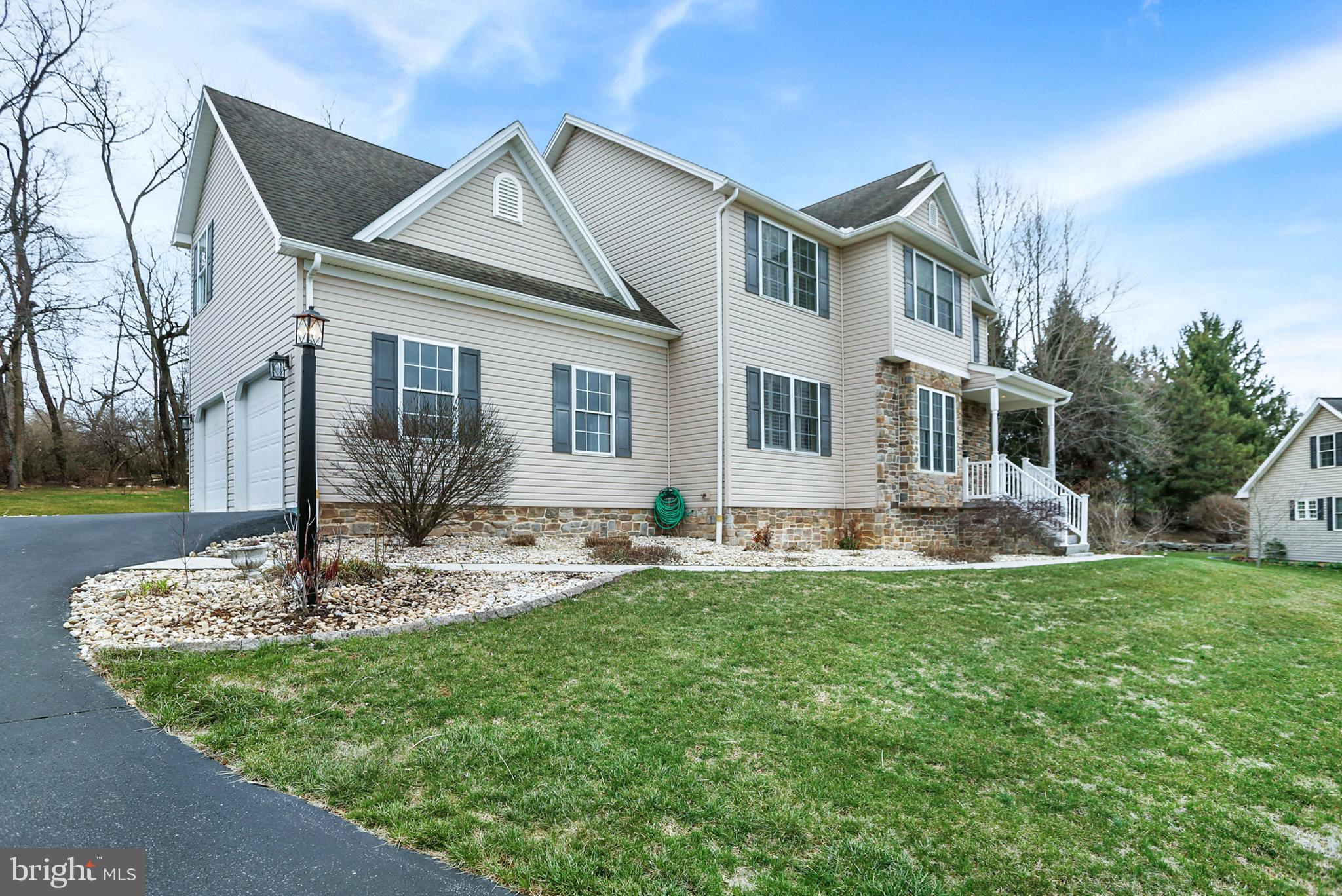 JEFFERSON COURT - Residential