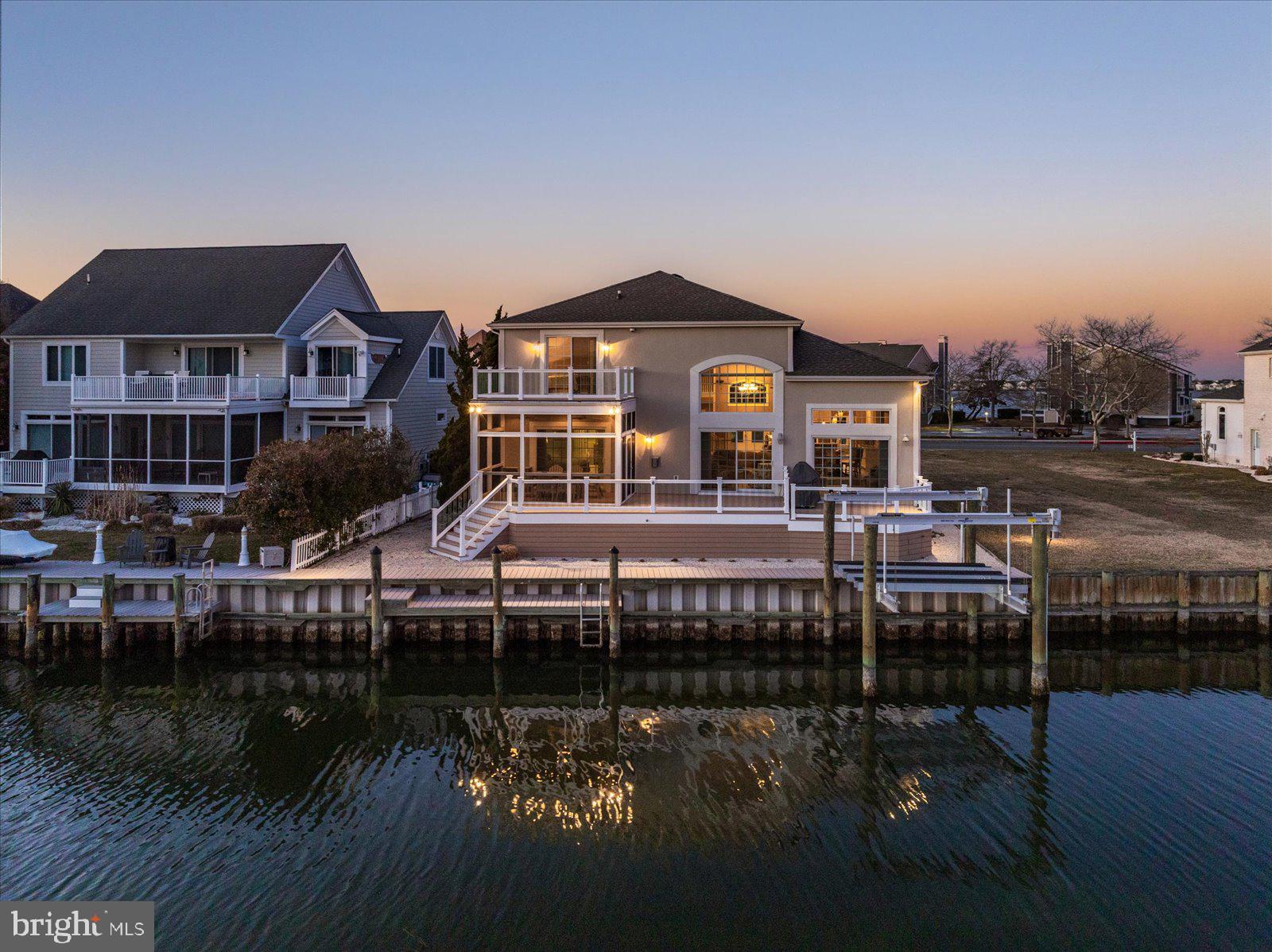 HERON HARBOUR - Residential