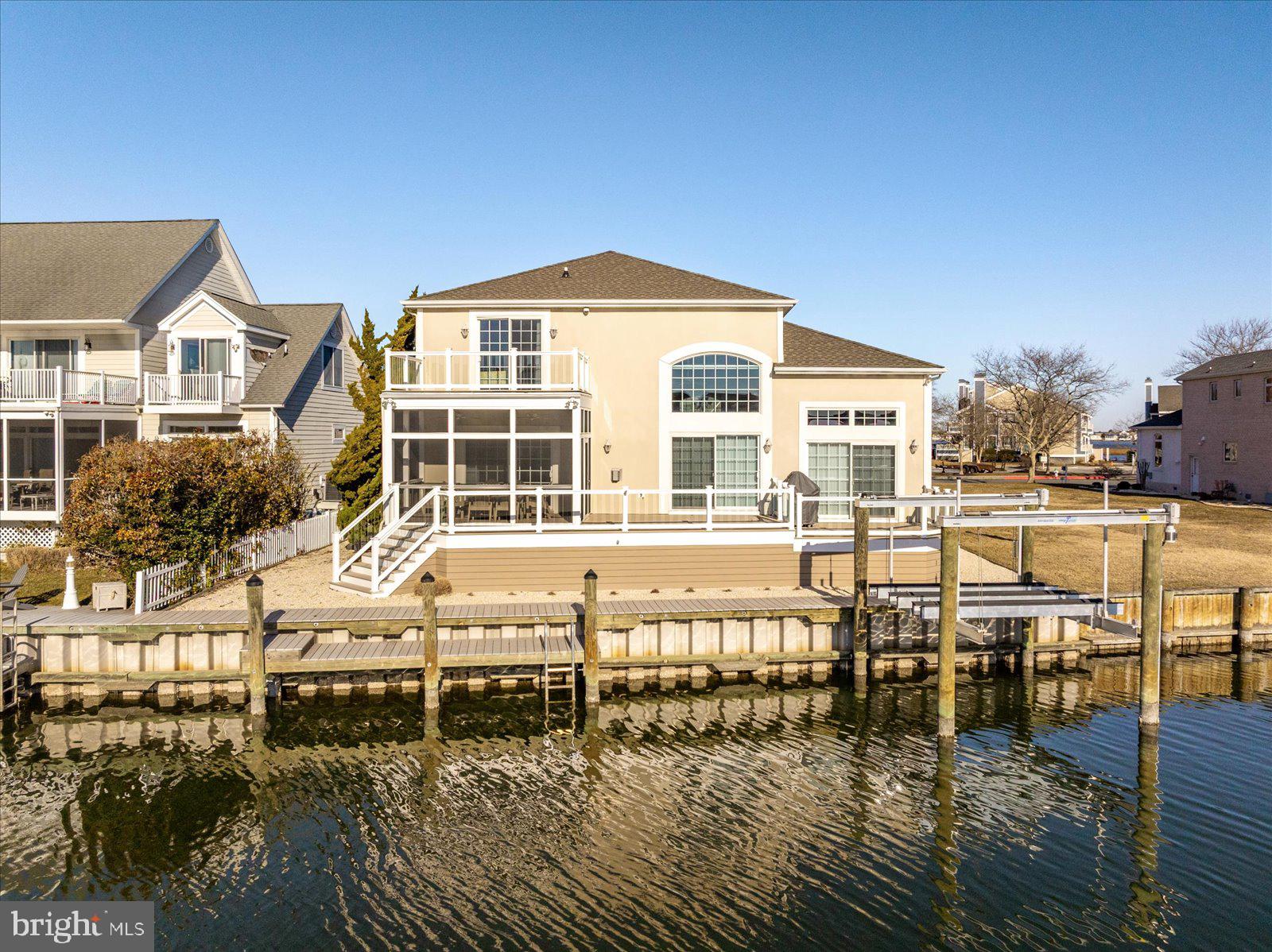 HERON HARBOUR - Residential