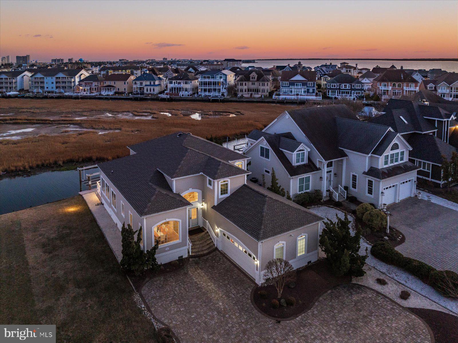 HERON HARBOUR - Residential