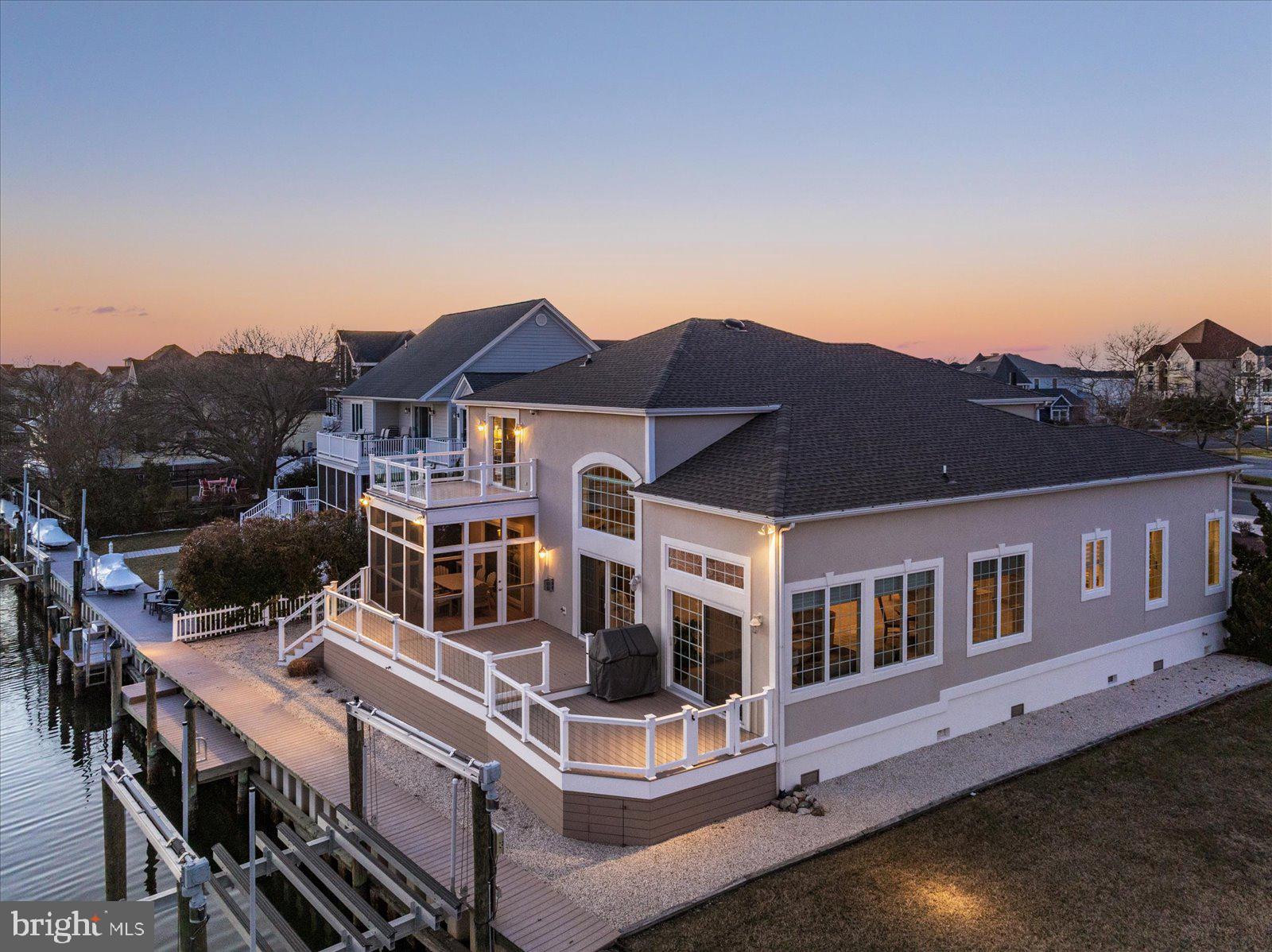 HERON HARBOUR - Residential