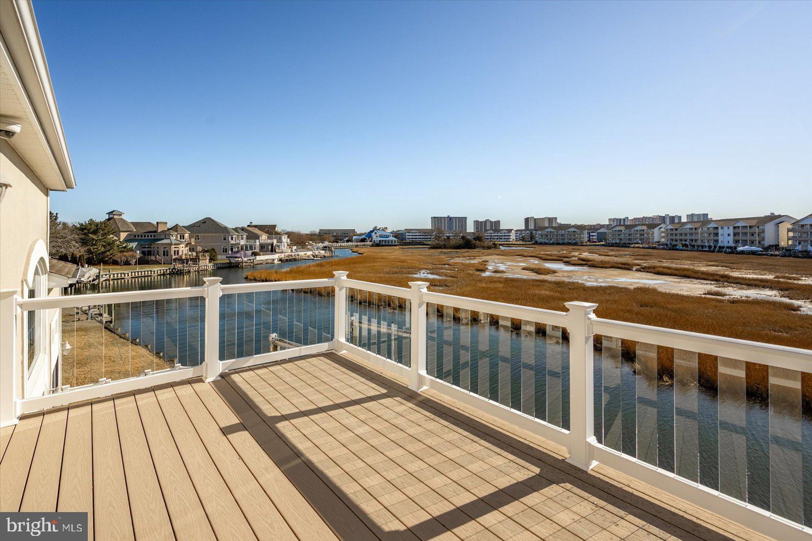 HERON HARBOUR - Residential
