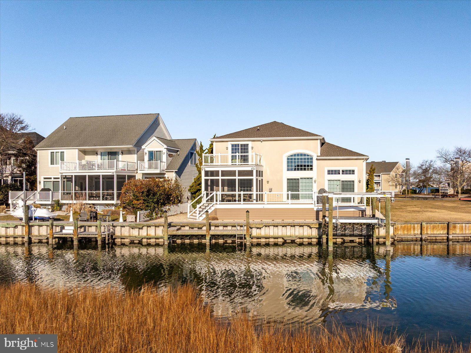 HERON HARBOUR - Residential