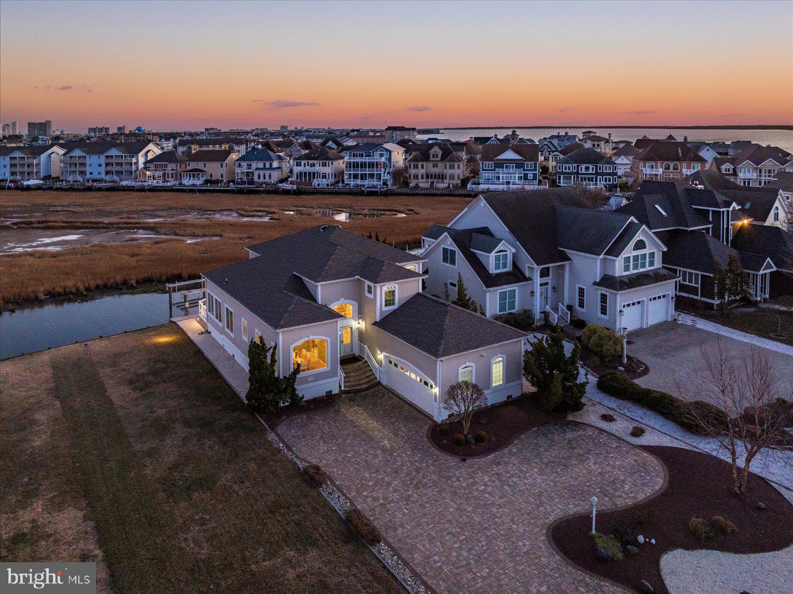 HERON HARBOUR - Residential