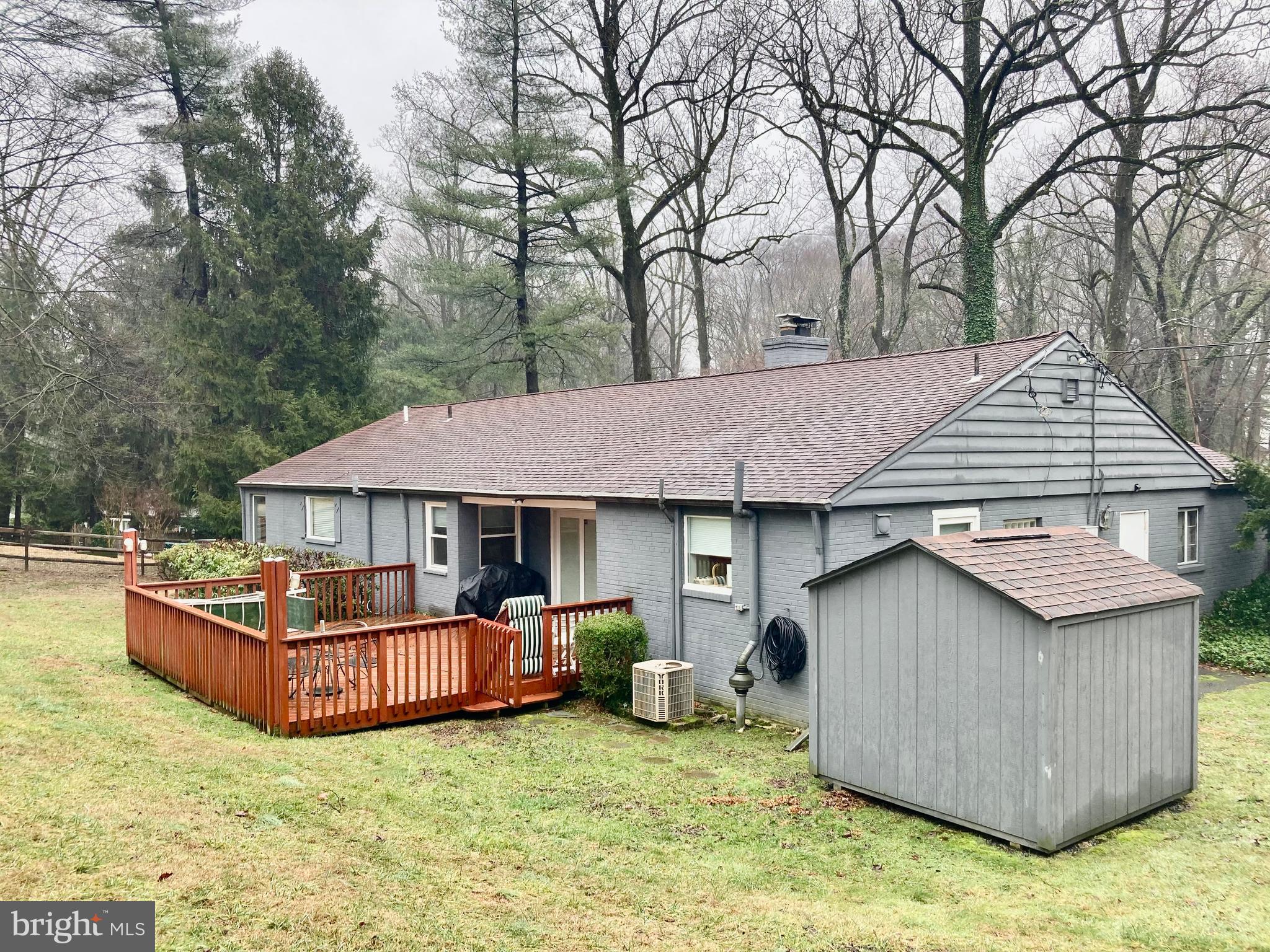 MEADOWBROOK - Residential