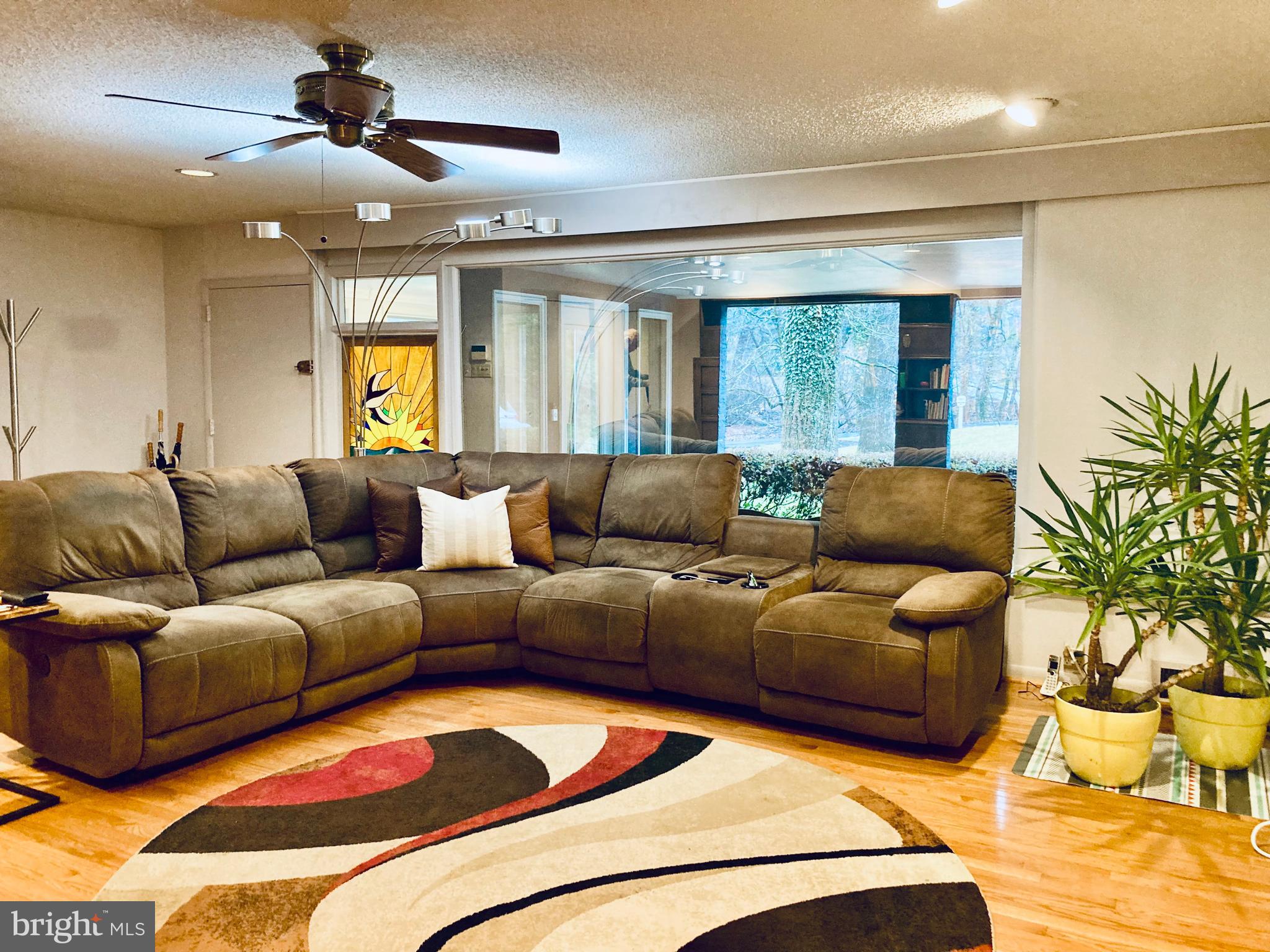 MEADOWBROOK - Residential