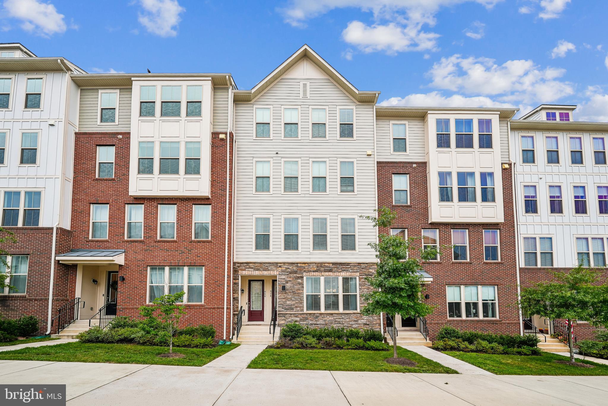 POTOMAC STATION MARKETPLACE - Residential