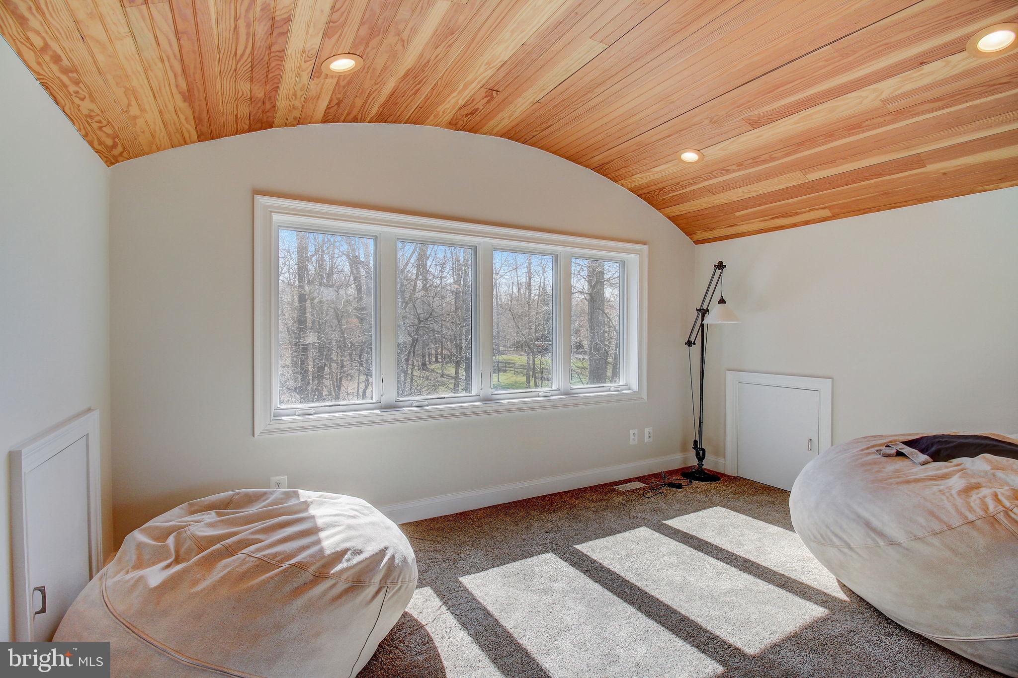 JILLIANS FOREST - Residential