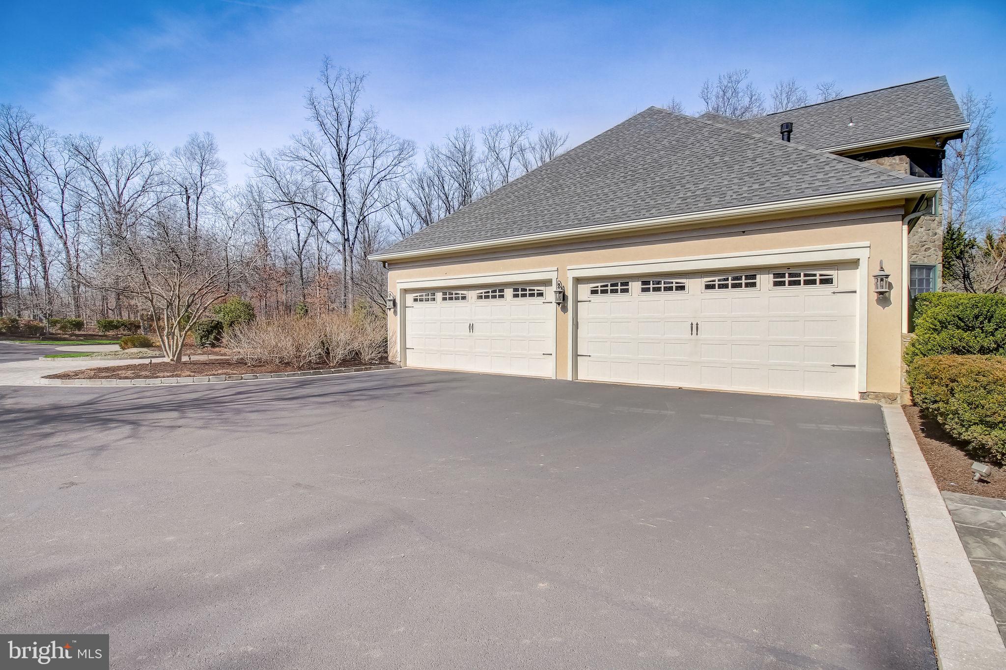 JILLIANS FOREST - Residential