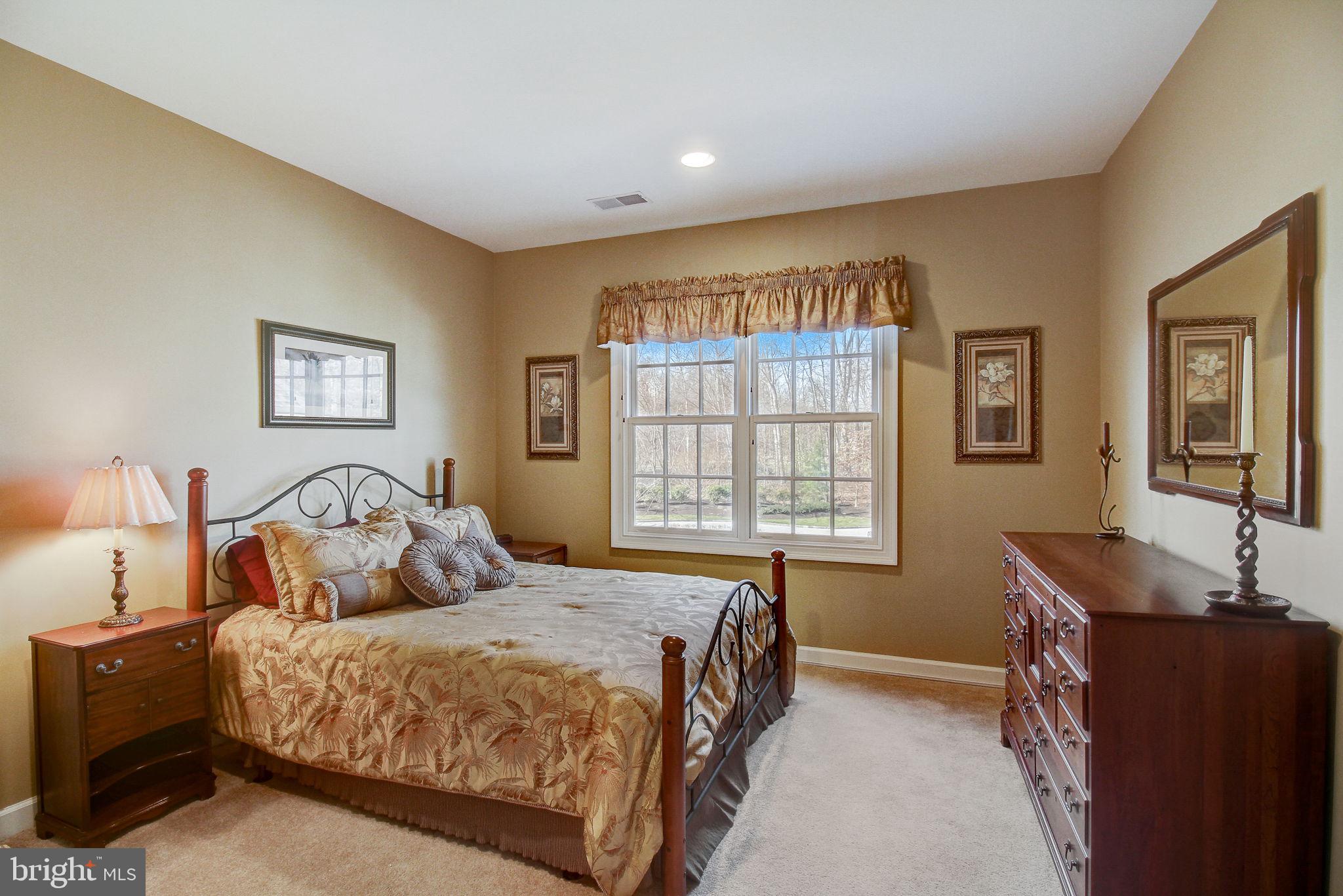 JILLIANS FOREST - Residential