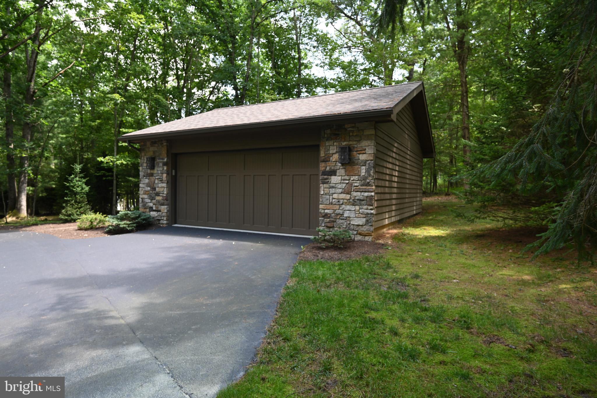 BLAKESLEE - Residential