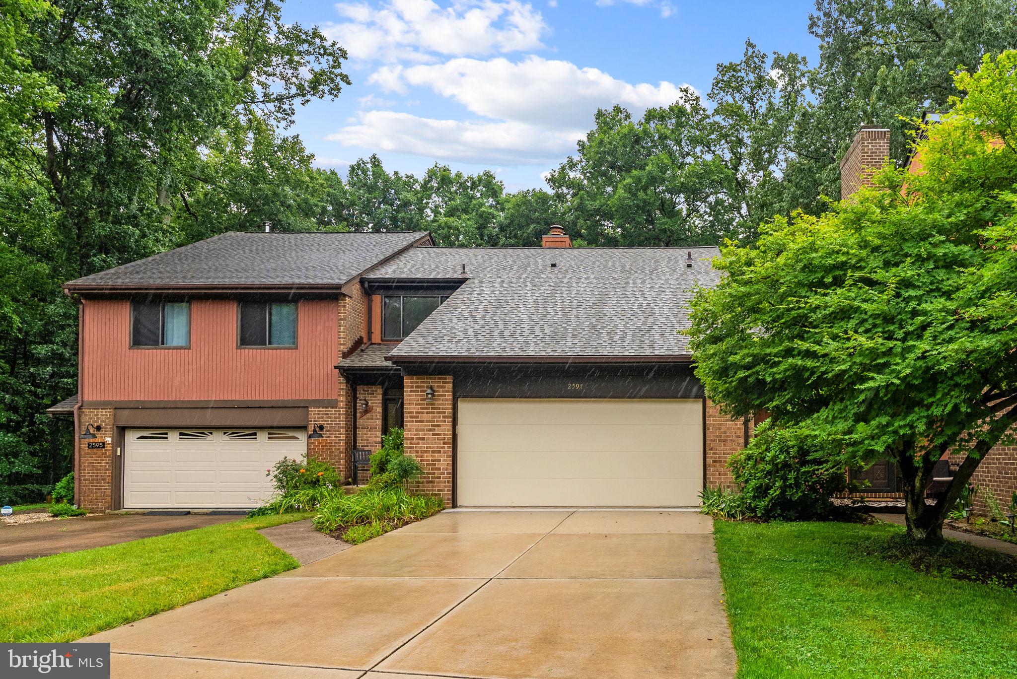 LAKE RIDGE - Residential