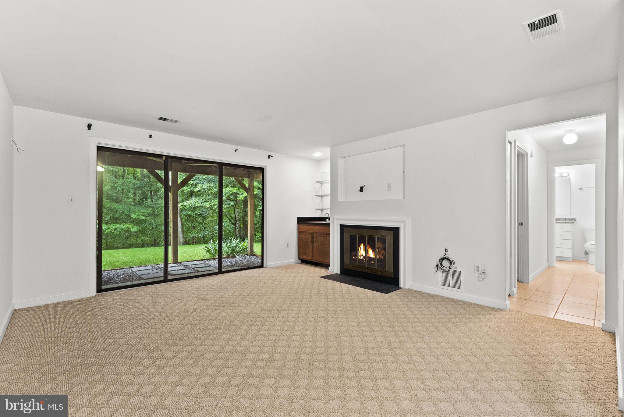 LAKE RIDGE - Residential