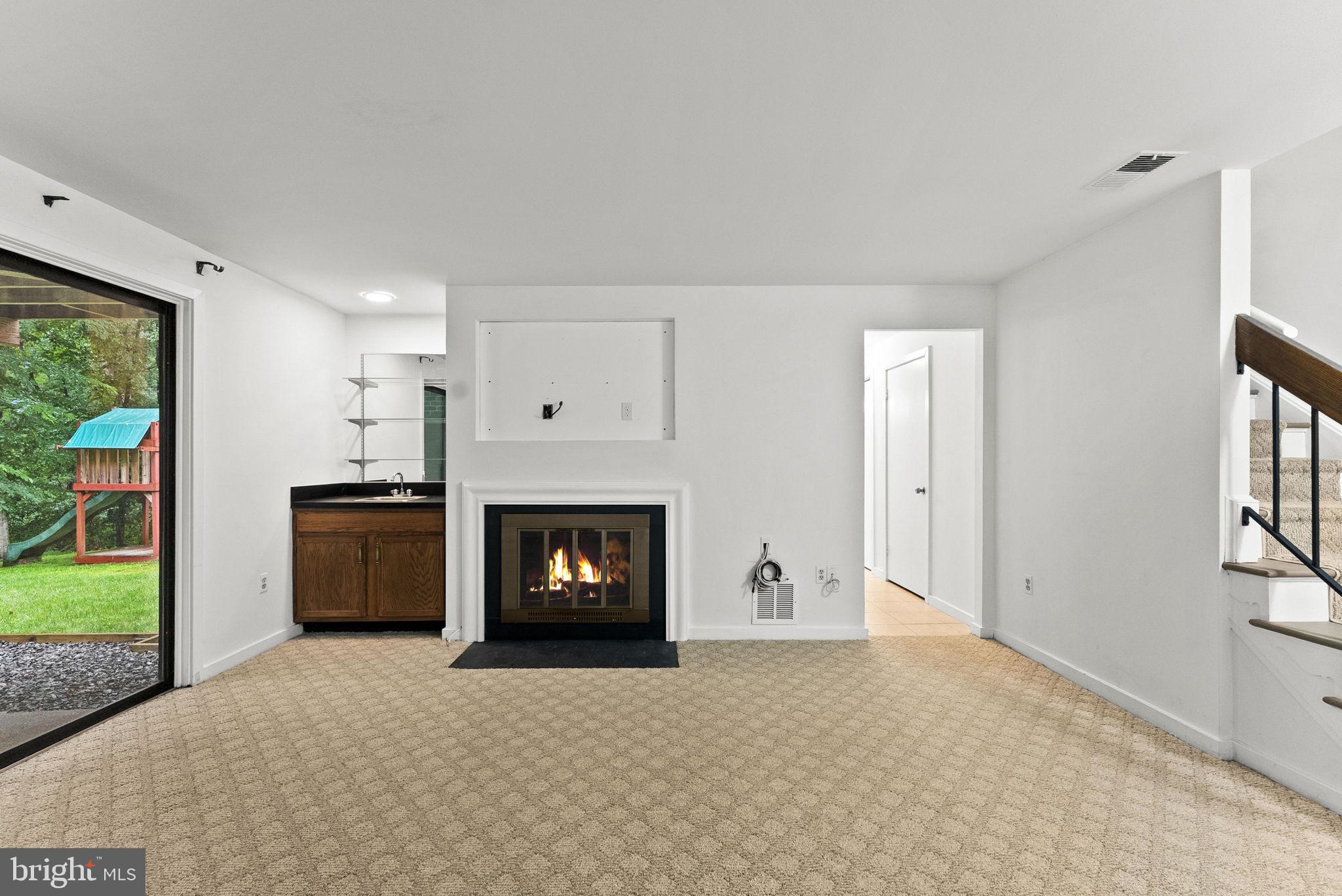 LAKE RIDGE - Residential