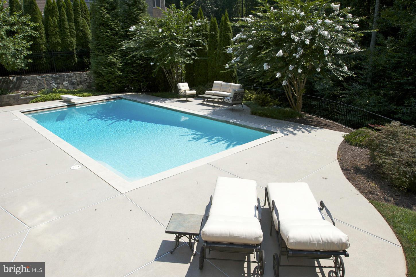 THE RESERVE - Residential