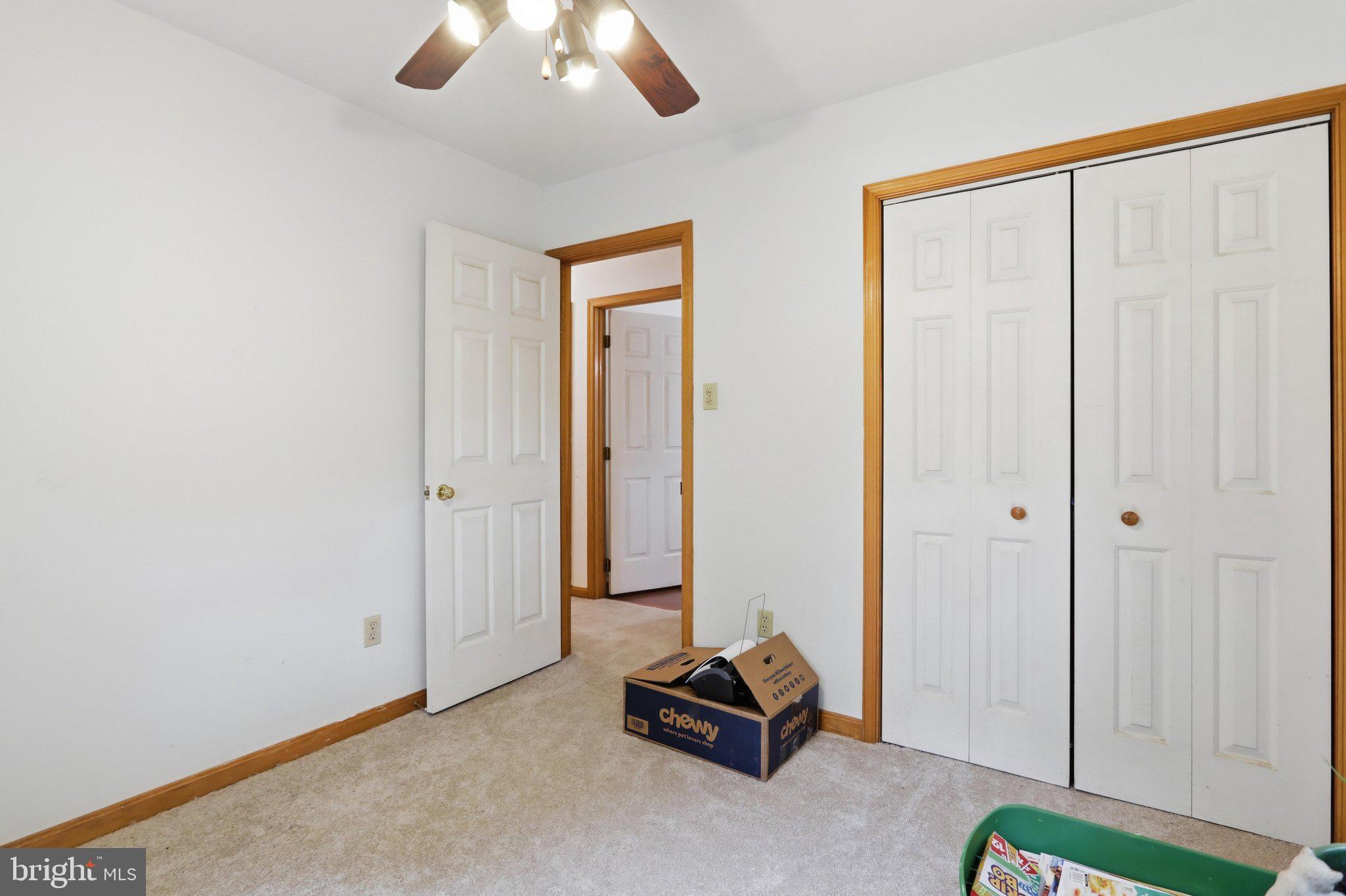 MOUNTAIN VIEW ESTATES - Residential