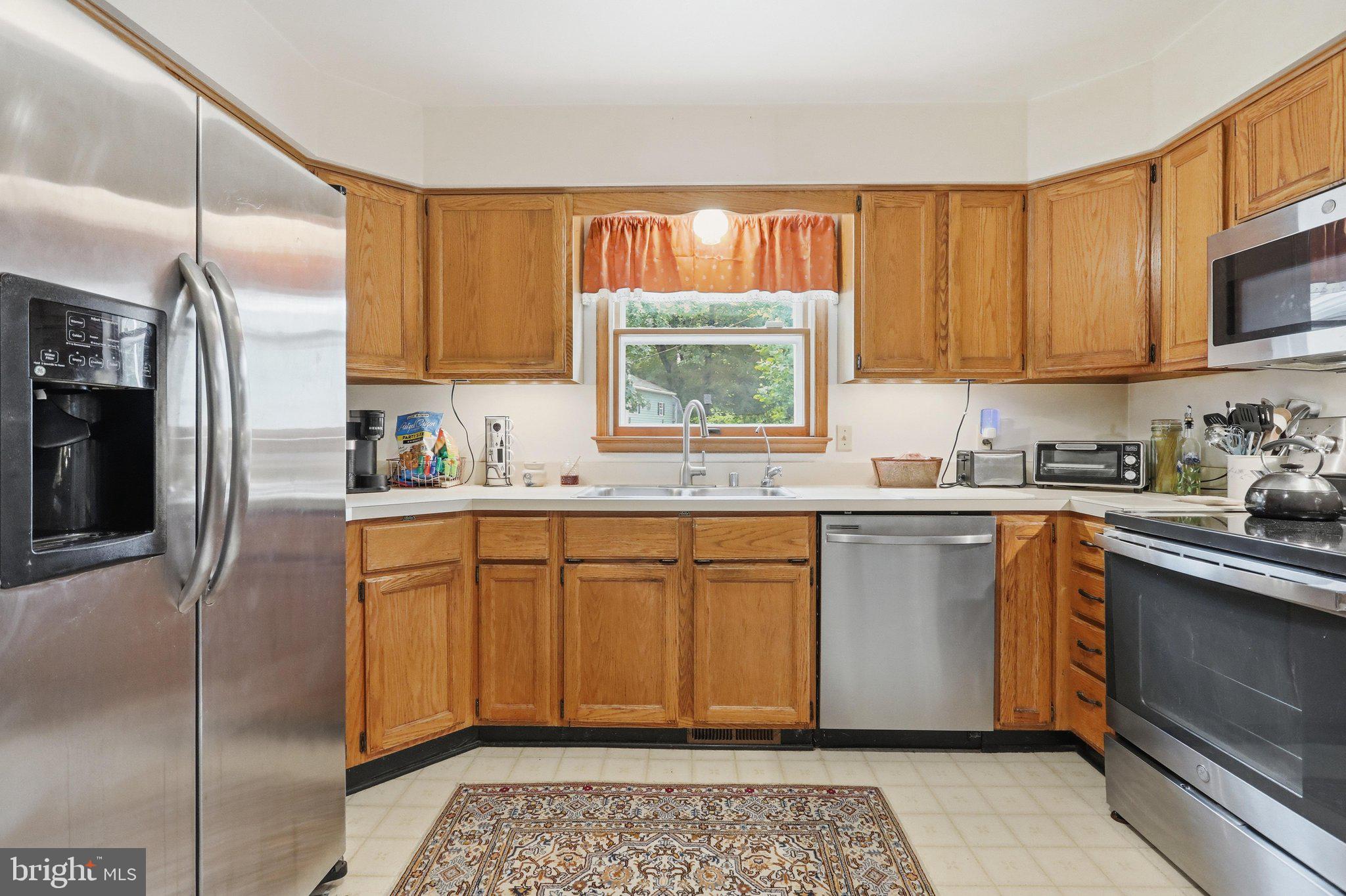 MOUNTAIN VIEW ESTATES - Residential