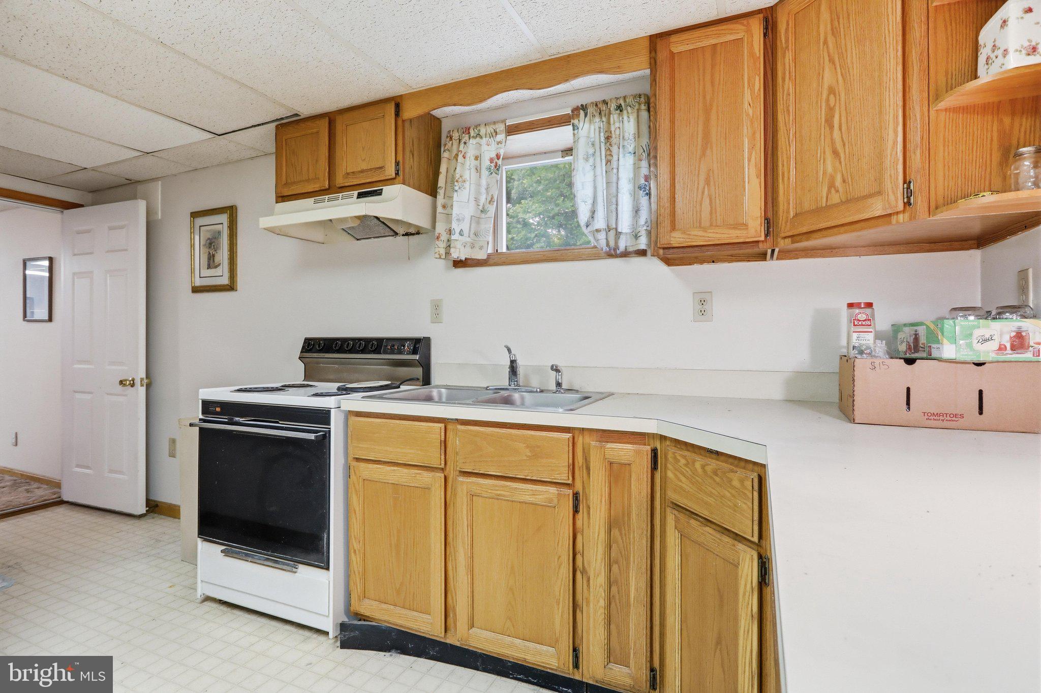 MOUNTAIN VIEW ESTATES - Residential