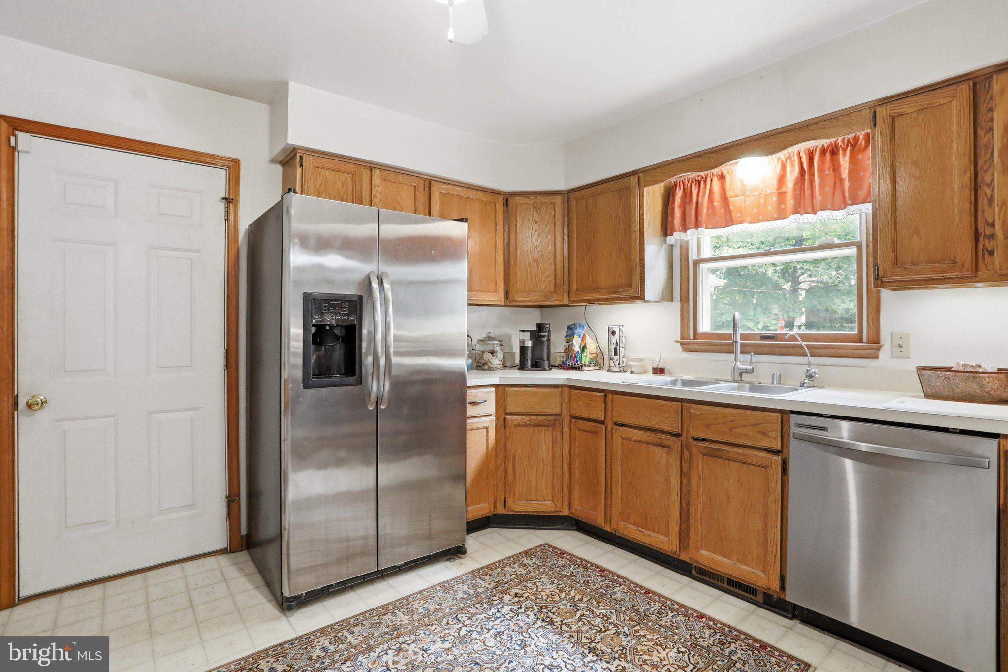 MOUNTAIN VIEW ESTATES - Residential