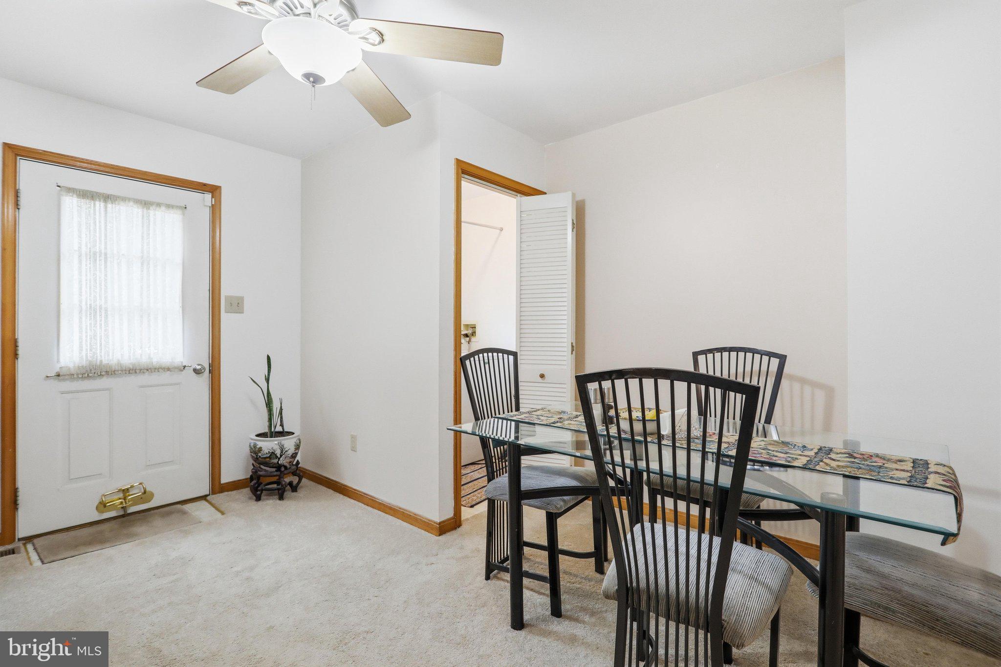 MOUNTAIN VIEW ESTATES - Residential