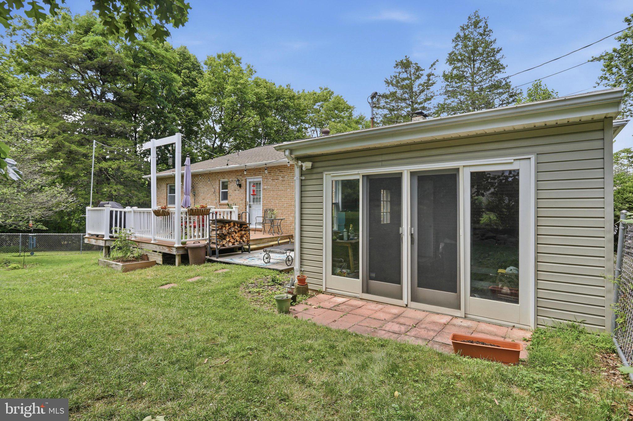MOUNTAIN VIEW ESTATES - Residential