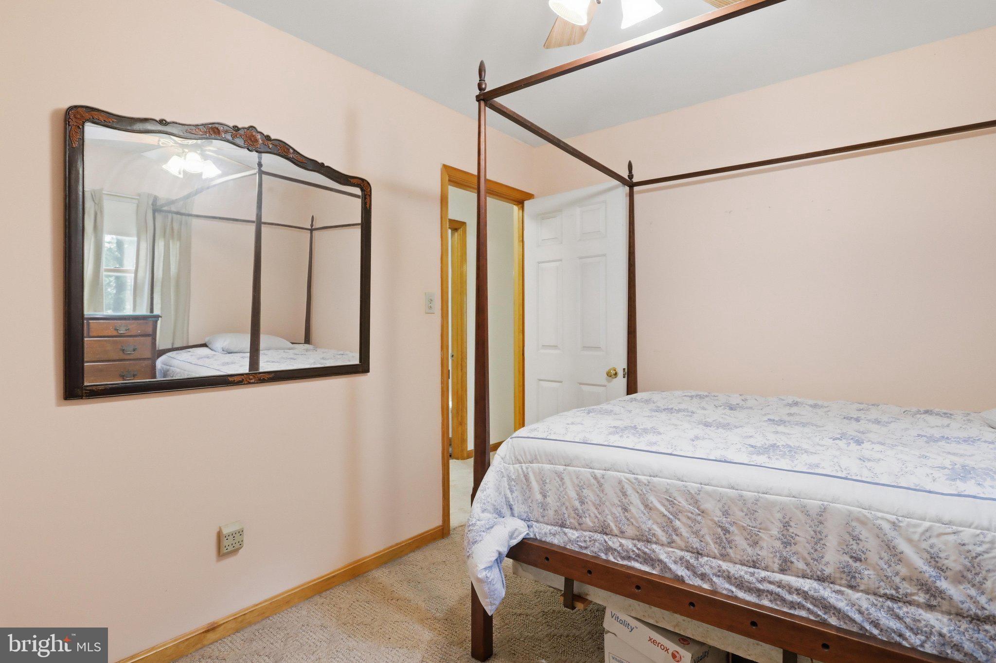 MOUNTAIN VIEW ESTATES - Residential