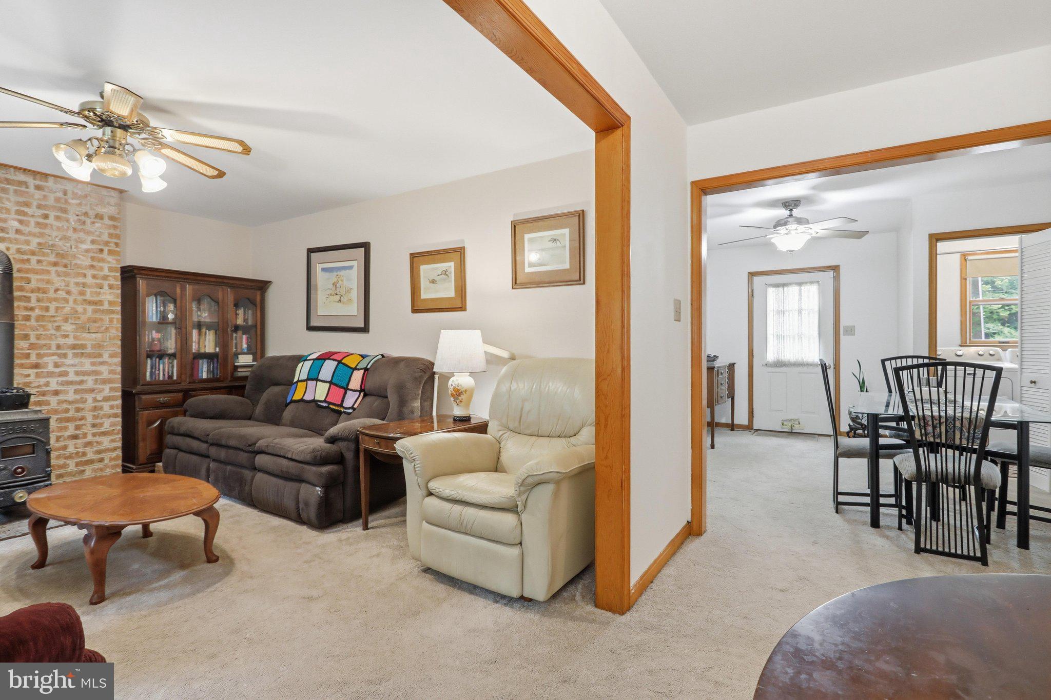 MOUNTAIN VIEW ESTATES - Residential