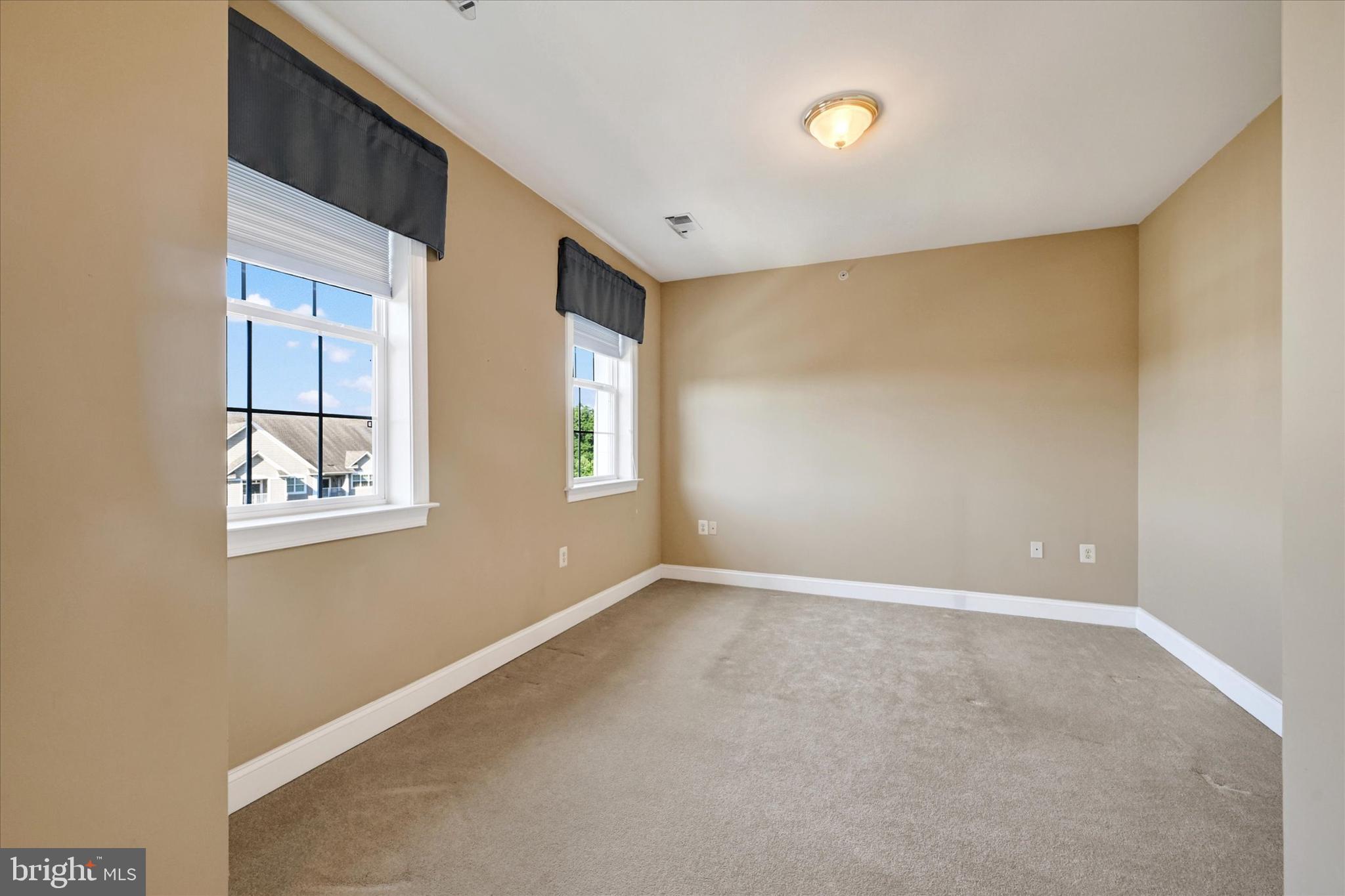 OVERLOOK AT MACPHAIL WOODS - Residential