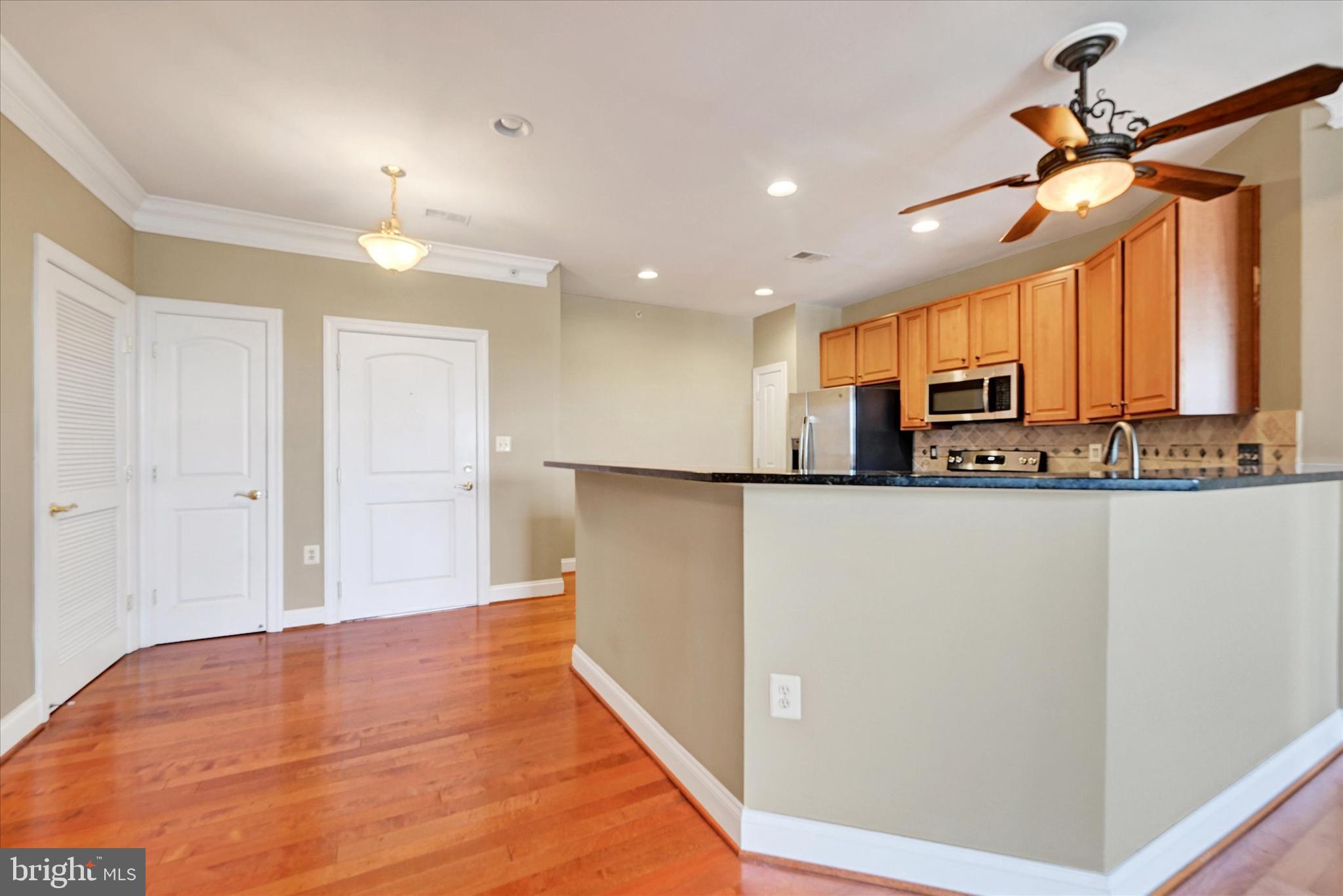 OVERLOOK AT MACPHAIL WOODS - Residential