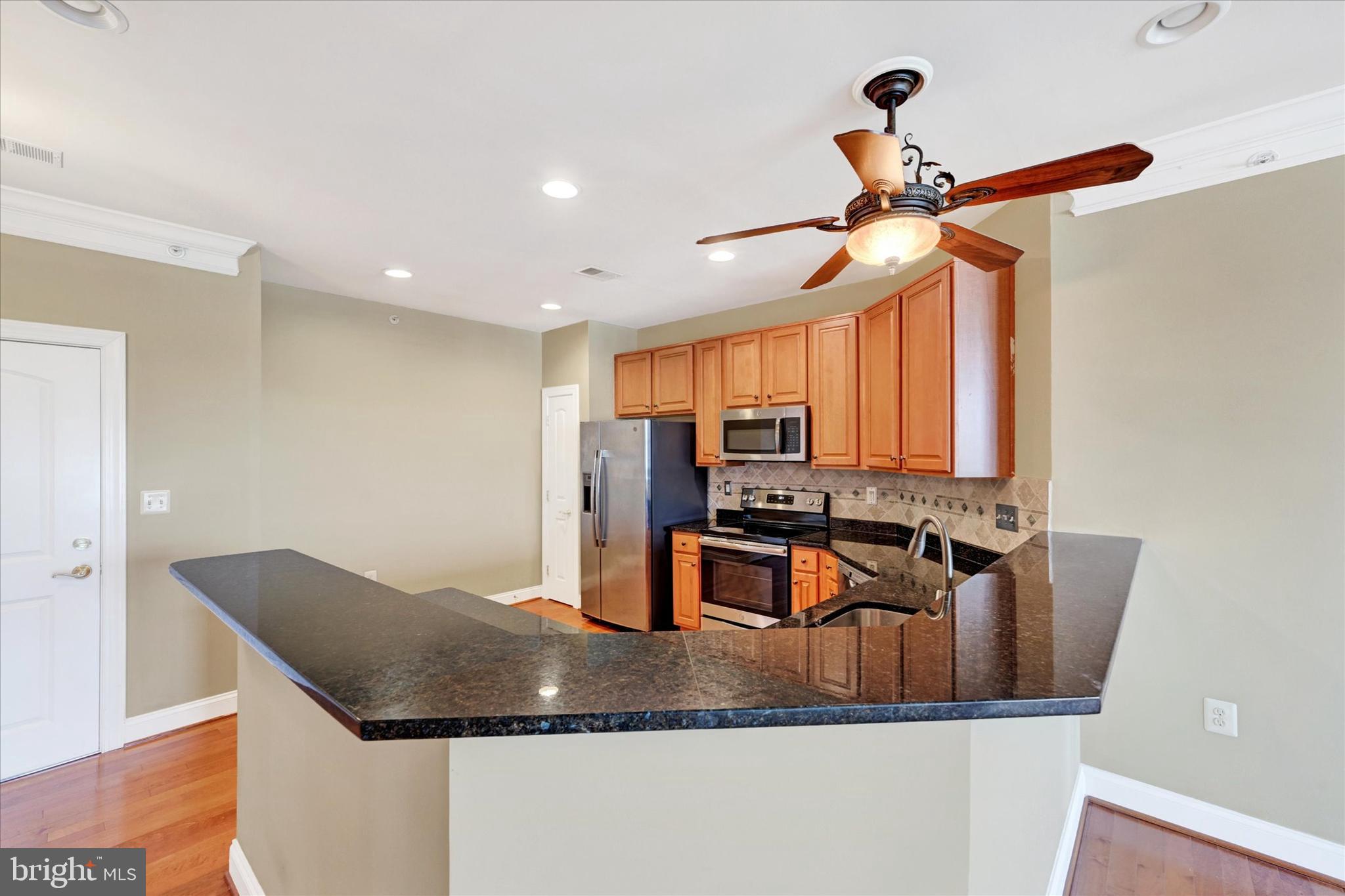 OVERLOOK AT MACPHAIL WOODS - Residential