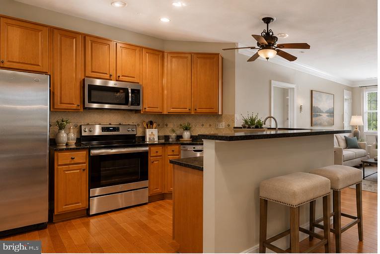 OVERLOOK AT MACPHAIL WOODS - Residential