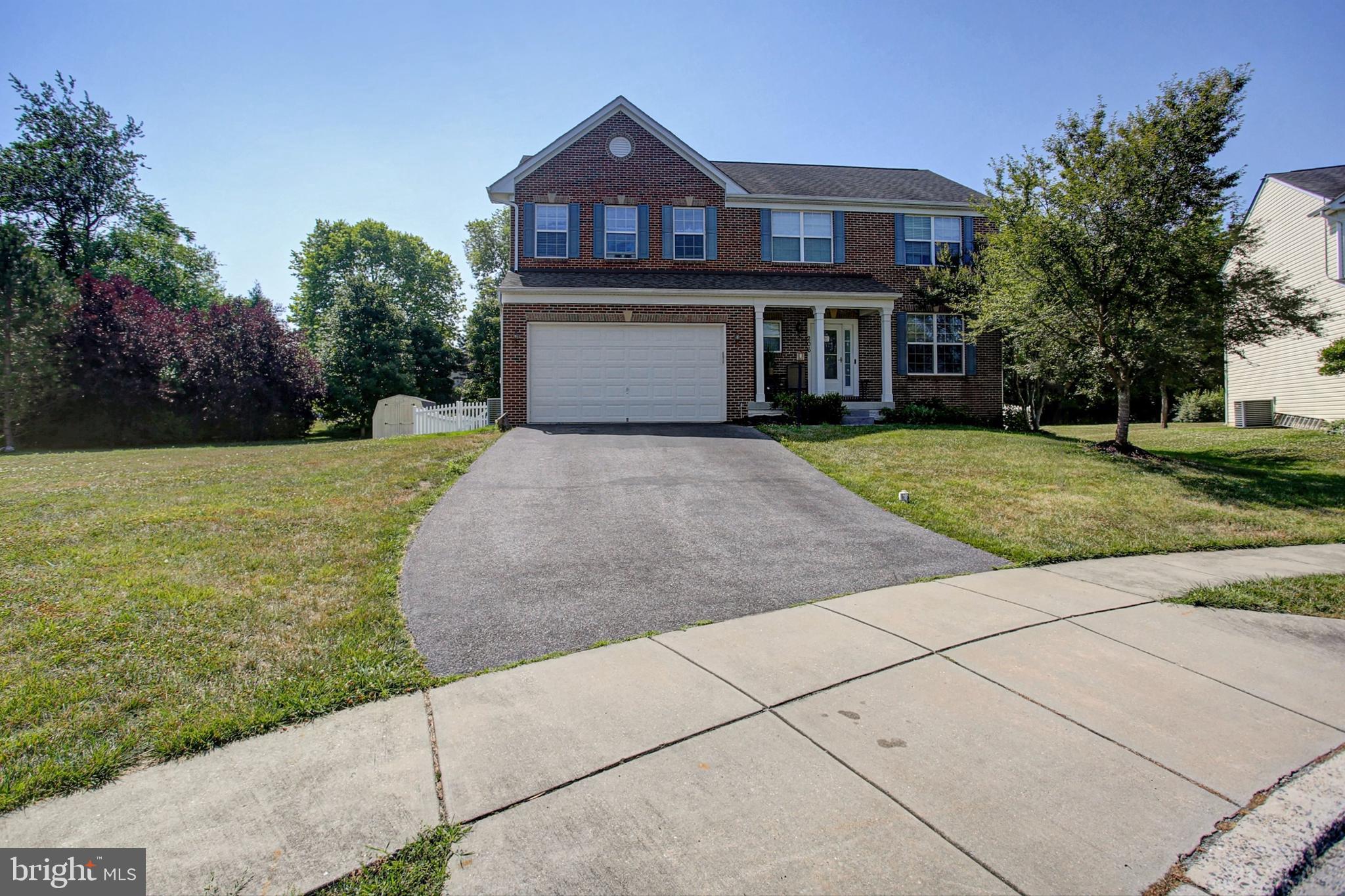 SUN MEADOW - Residential