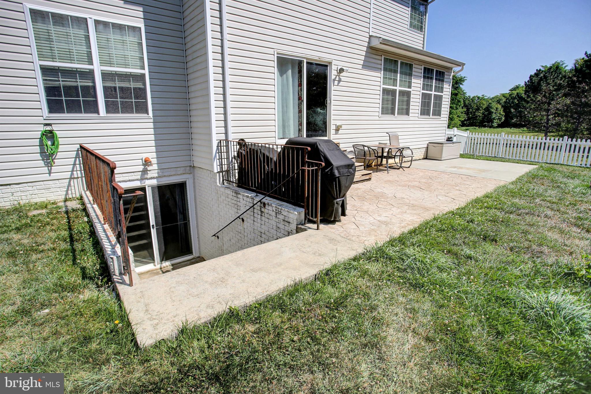 SUN MEADOW - Residential