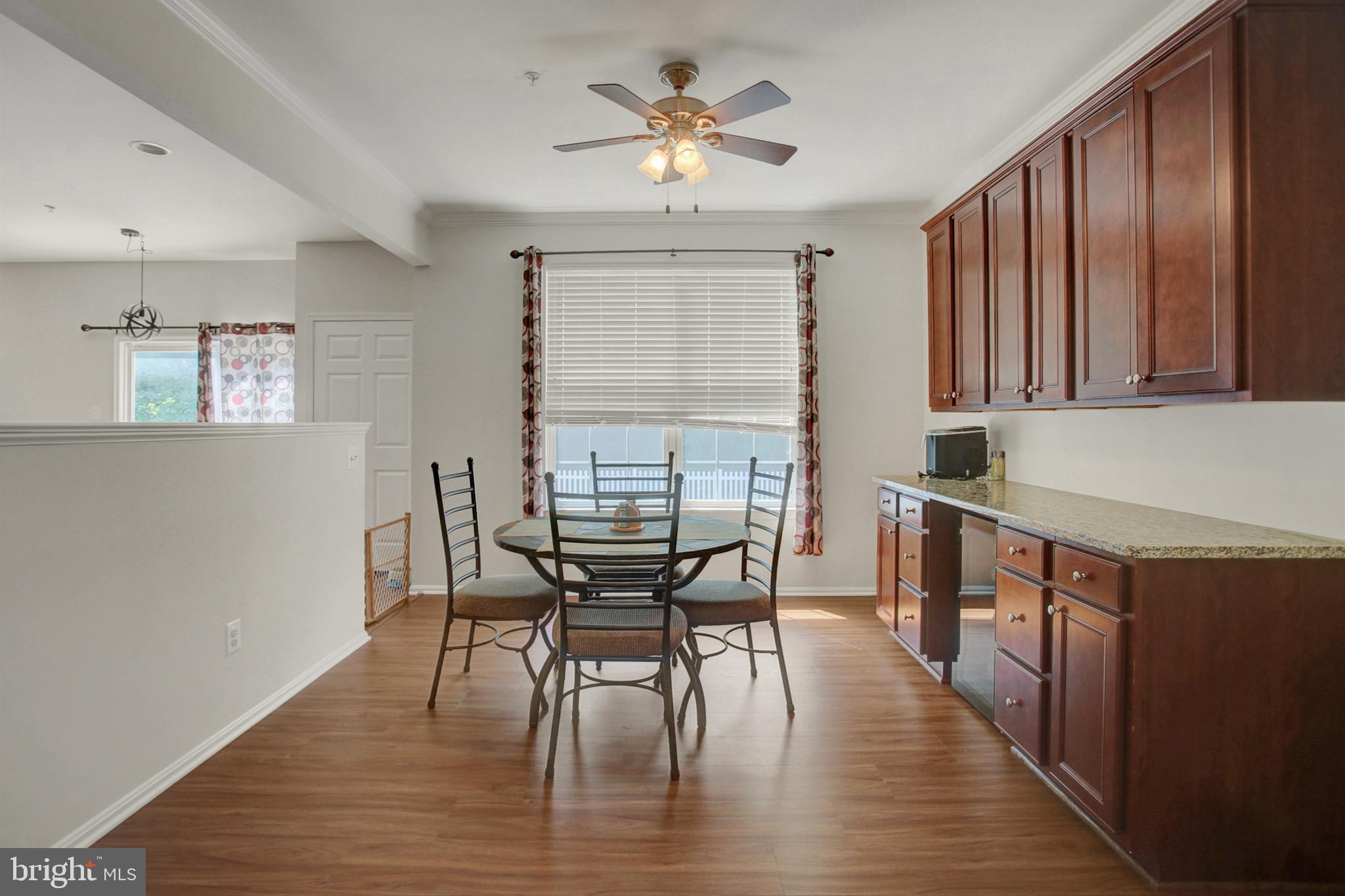 SUN MEADOW - Residential