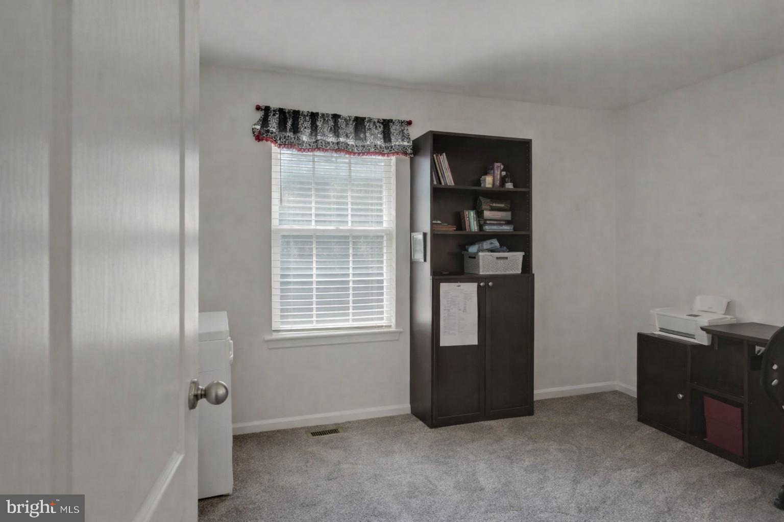 SUN MEADOW - Residential