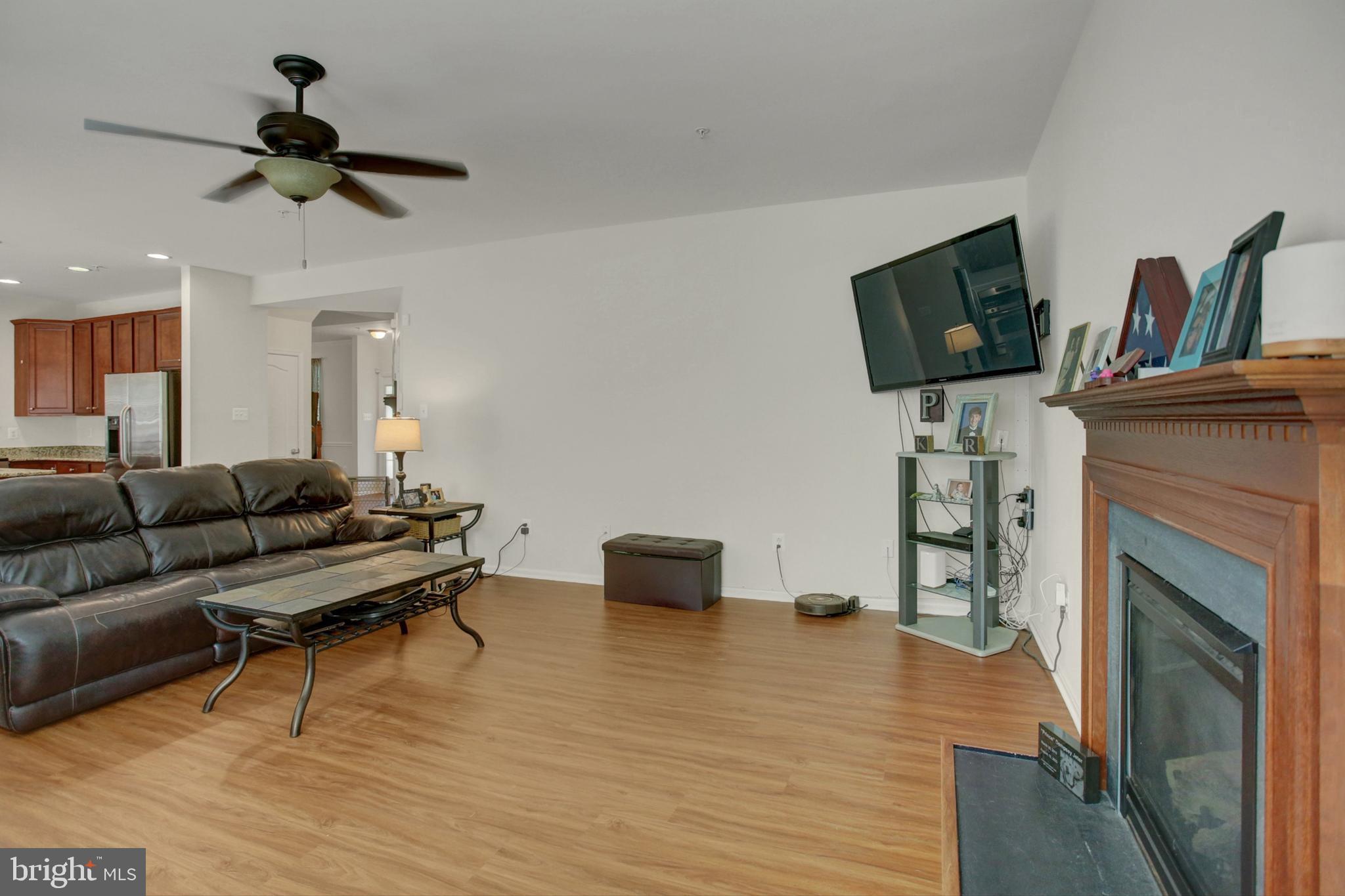 SUN MEADOW - Residential