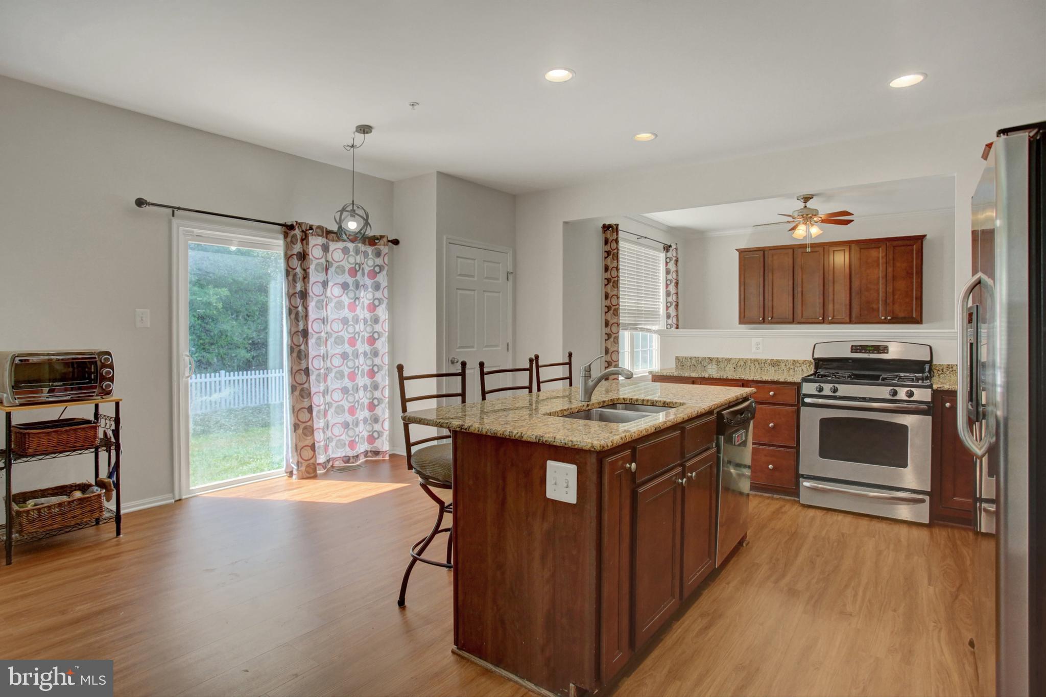 SUN MEADOW - Residential