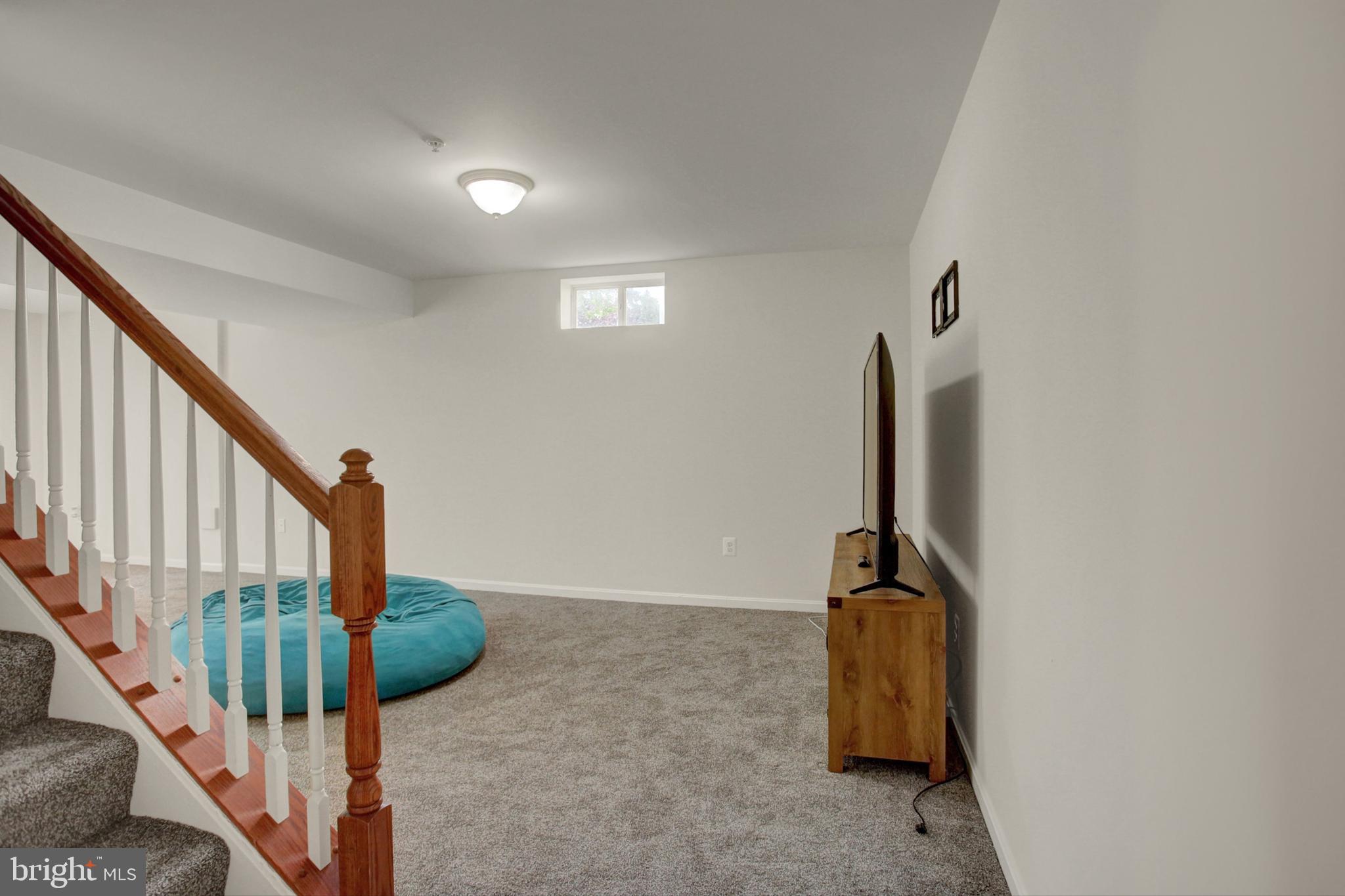 SUN MEADOW - Residential