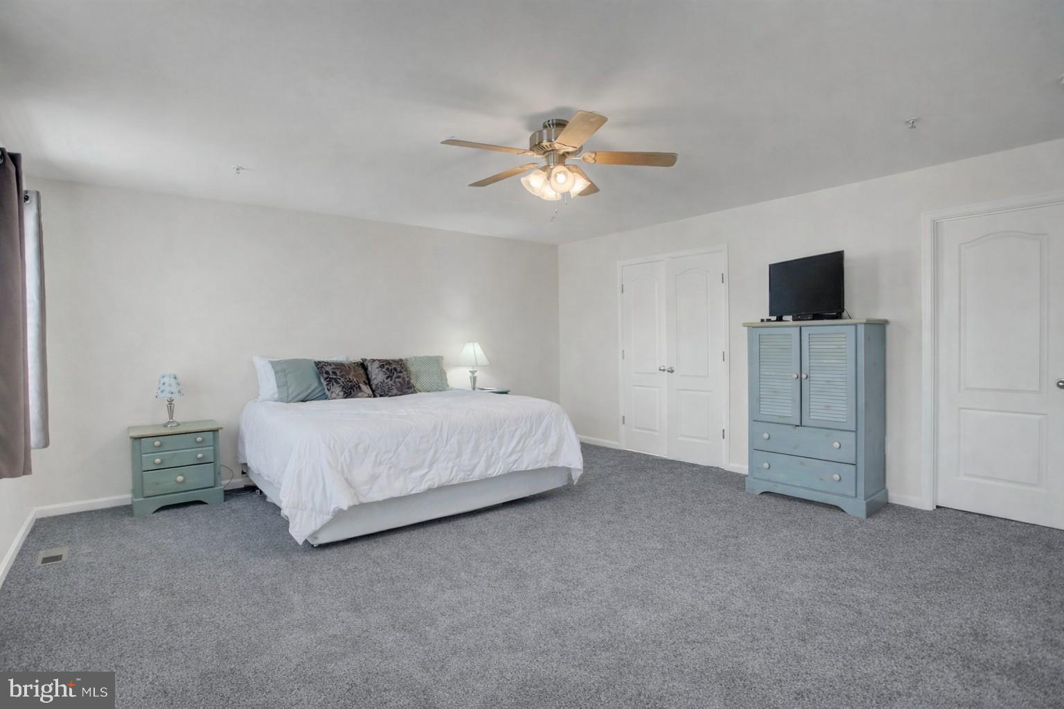 SUN MEADOW - Residential