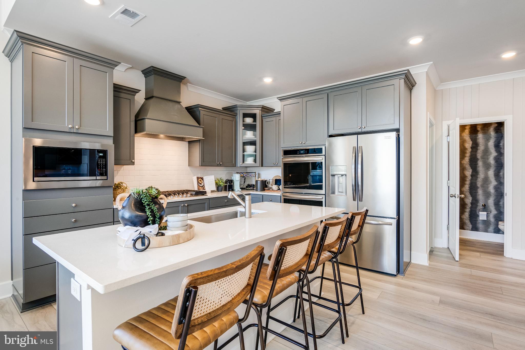 PLANTATION LAKES - Residential
