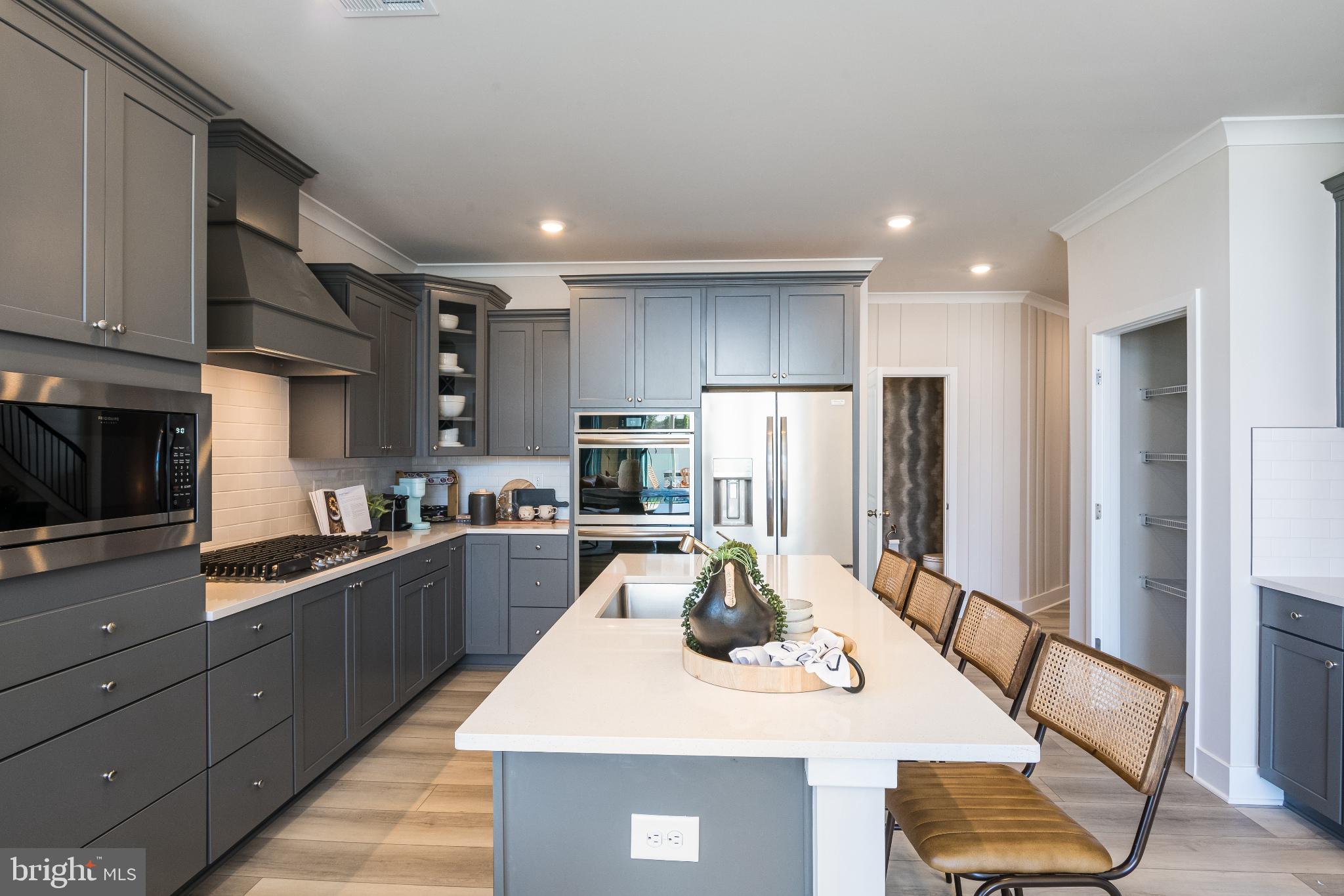 PLANTATION LAKES - Residential