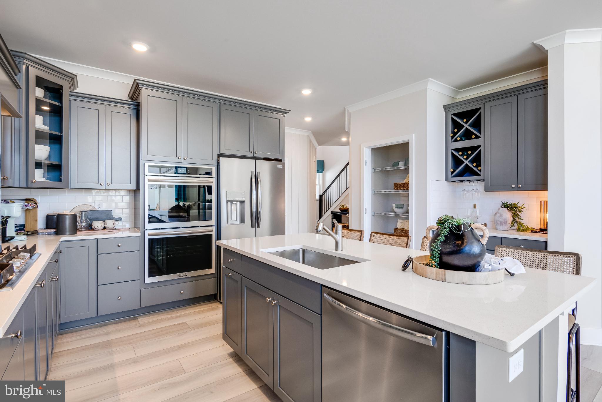 PLANTATION LAKES - Residential