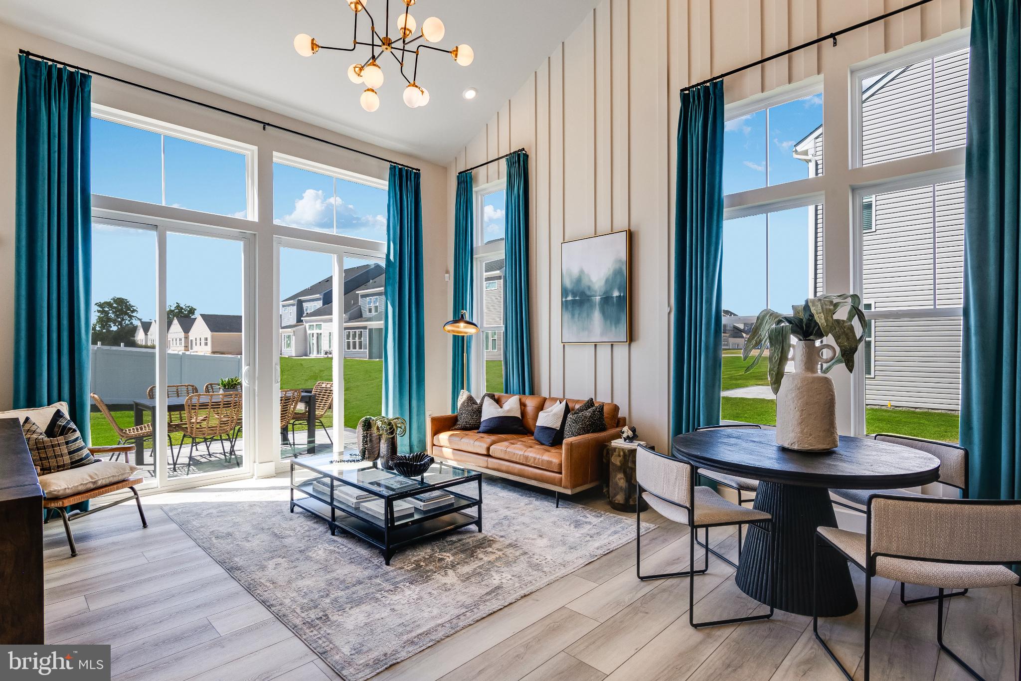 PLANTATION LAKES - Residential