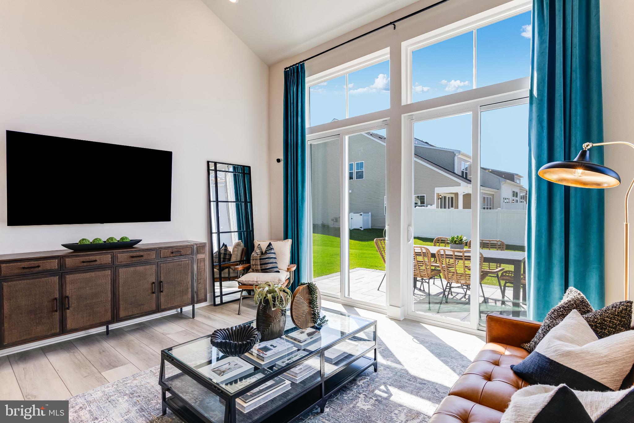 PLANTATION LAKES - Residential