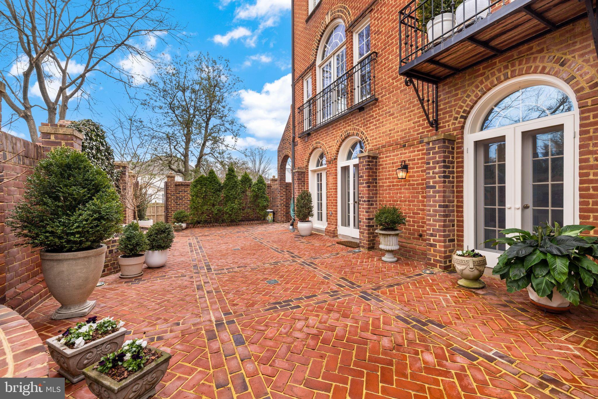 MERRYHILL - Residential