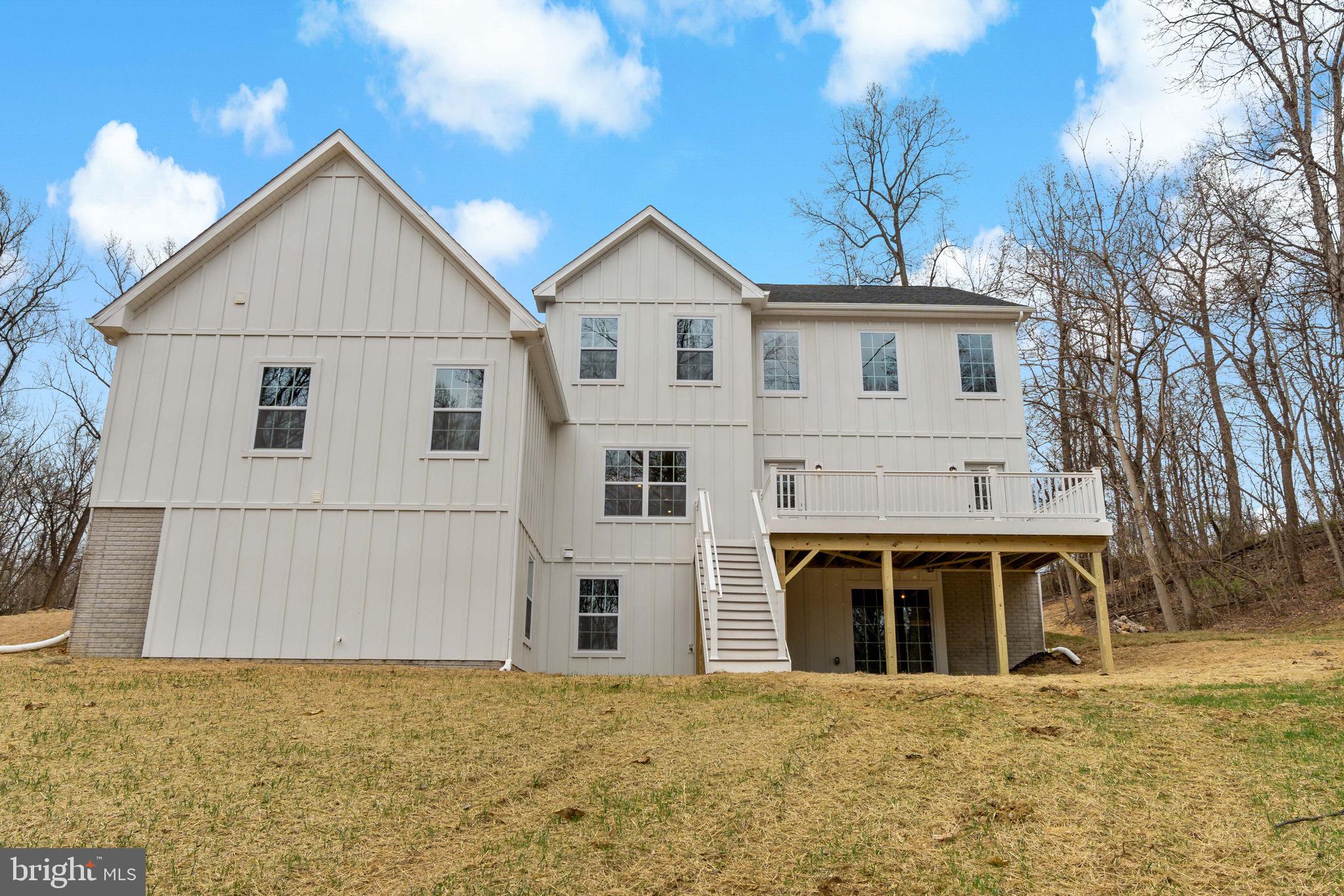 MISSION RIDGE - Residential