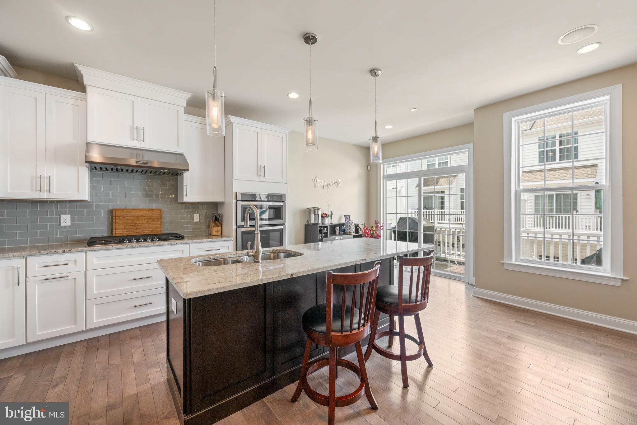 RAVENSCLIFF - Residential
