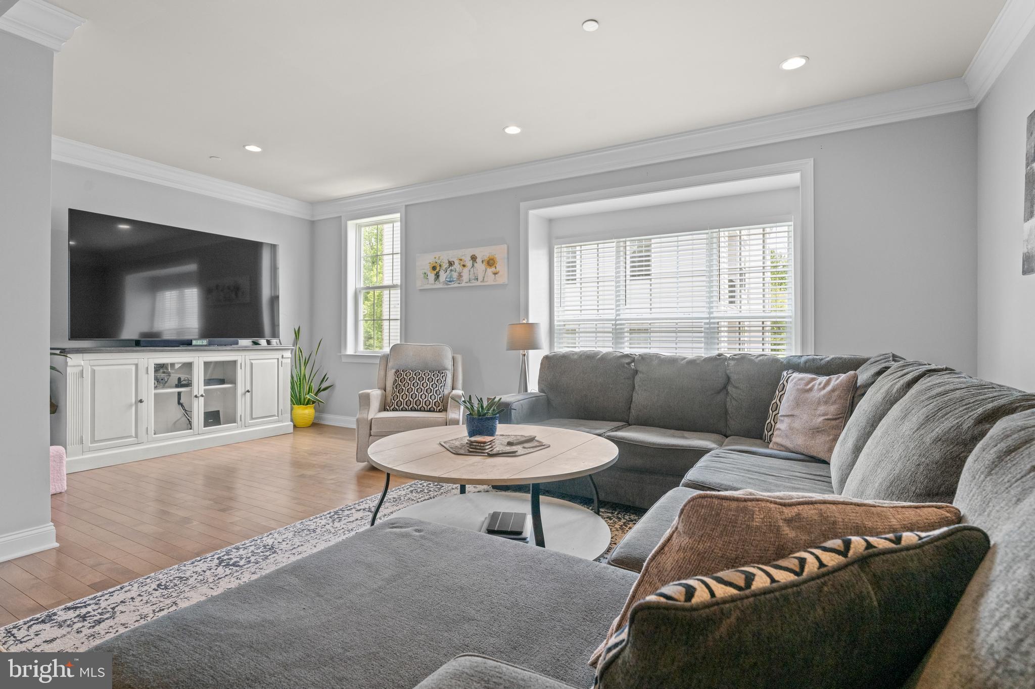 RAVENSCLIFF - Residential