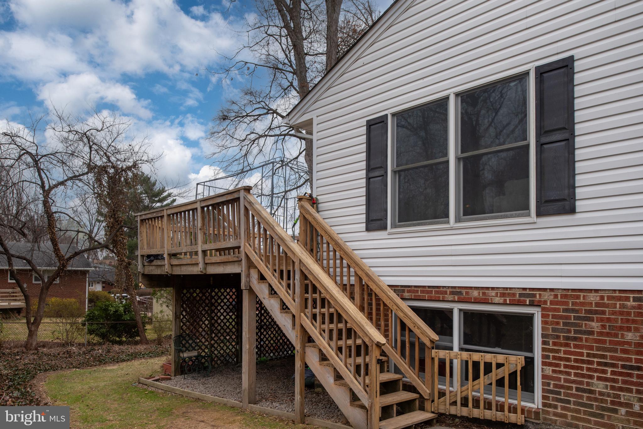 NORTH SPRINGFIELD - Residential